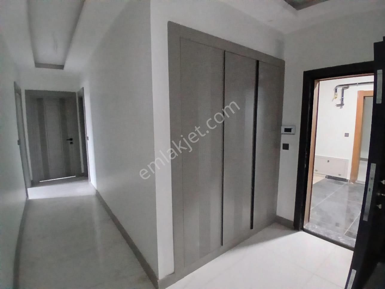 Akçay Emlak'tan Akşehir Yarenler Mahallesinde Garajlı Ara Kat Sıfır Satılık 3+1 Daire - Görsel 34