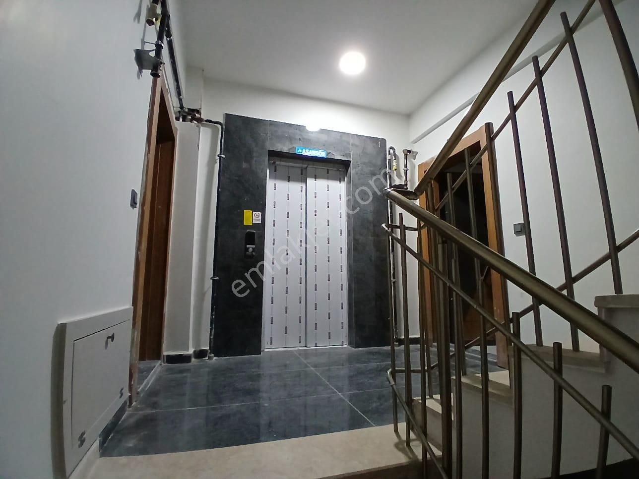 Akçay Emlak'tan Akşehir Yarenler Mahallesinde Garajlı Ara Kat Sıfır Satılık 3+1 Daire - Görsel 33