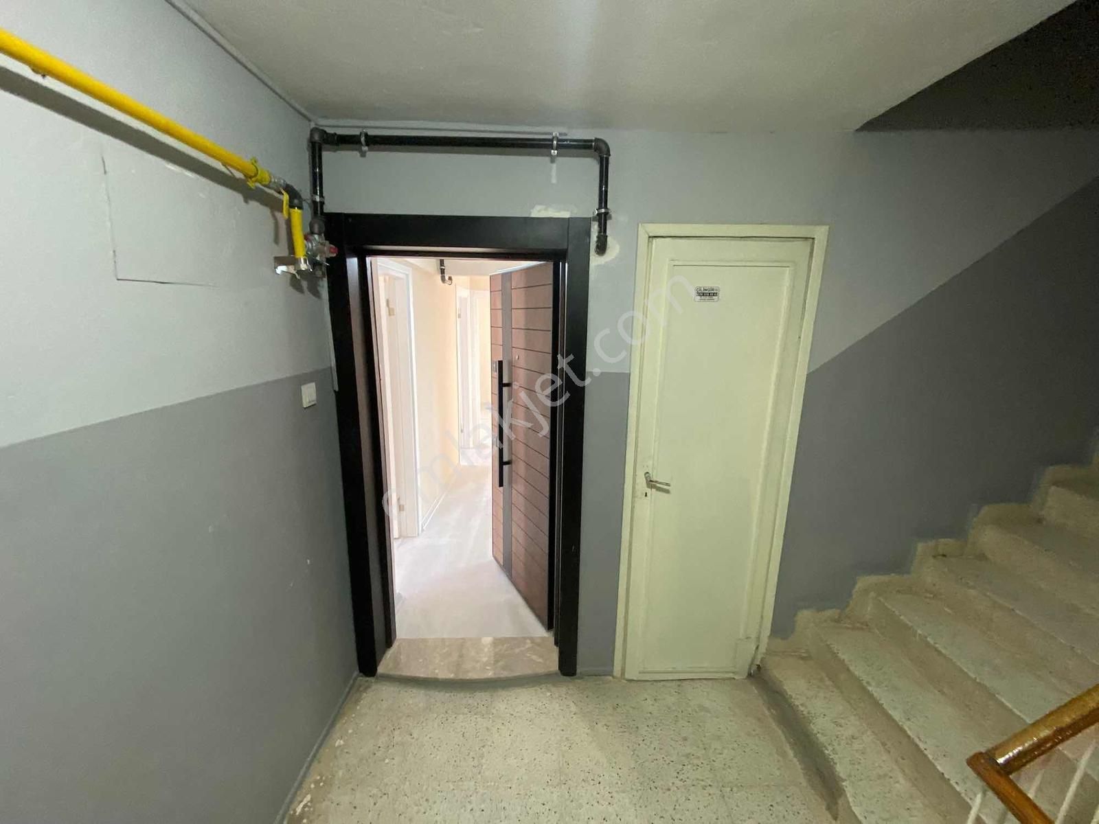 Buca Cumhuriyet Mahallesinde Kiralık 2+1 Doğalgazlı Arakat Ev - Görsel 19