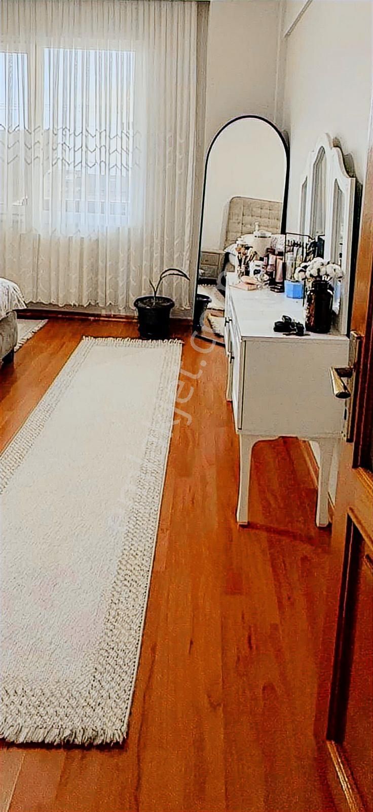 Avcılarda Full Deniz Manzaralı 2+1 Satılık Daire