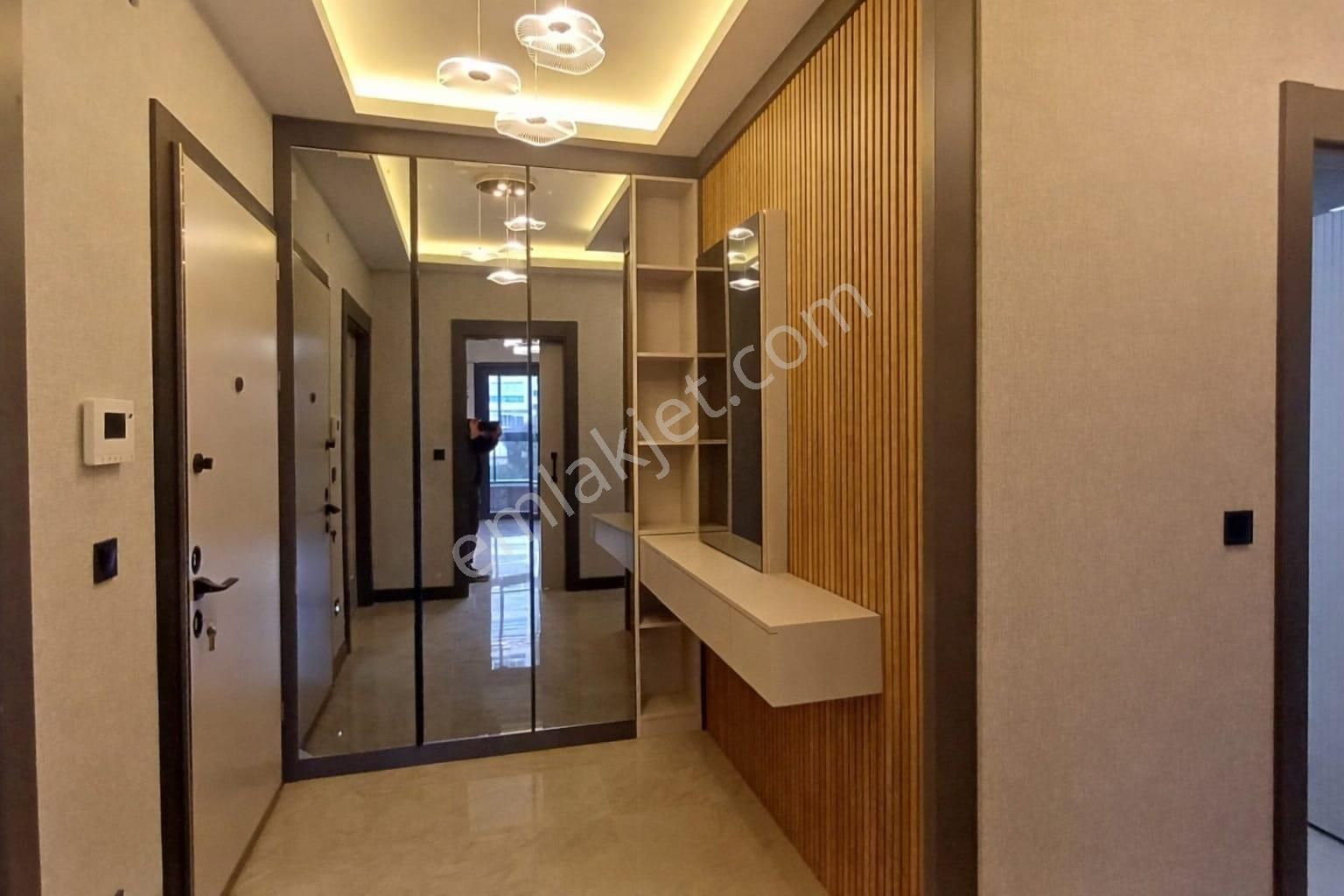 Bağlıca'nın Merkezinde Yüksek Standartlı Lüks 2+1 - Görsel 9