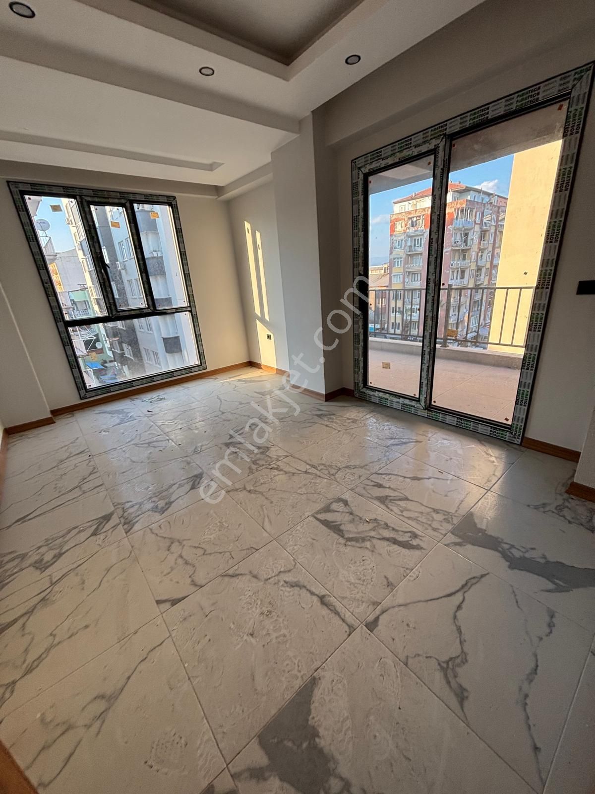 Kaan Emlaktan Şehirmerkezinde Arakat Lüx Sıfır Satılık Daire - Görsel 13