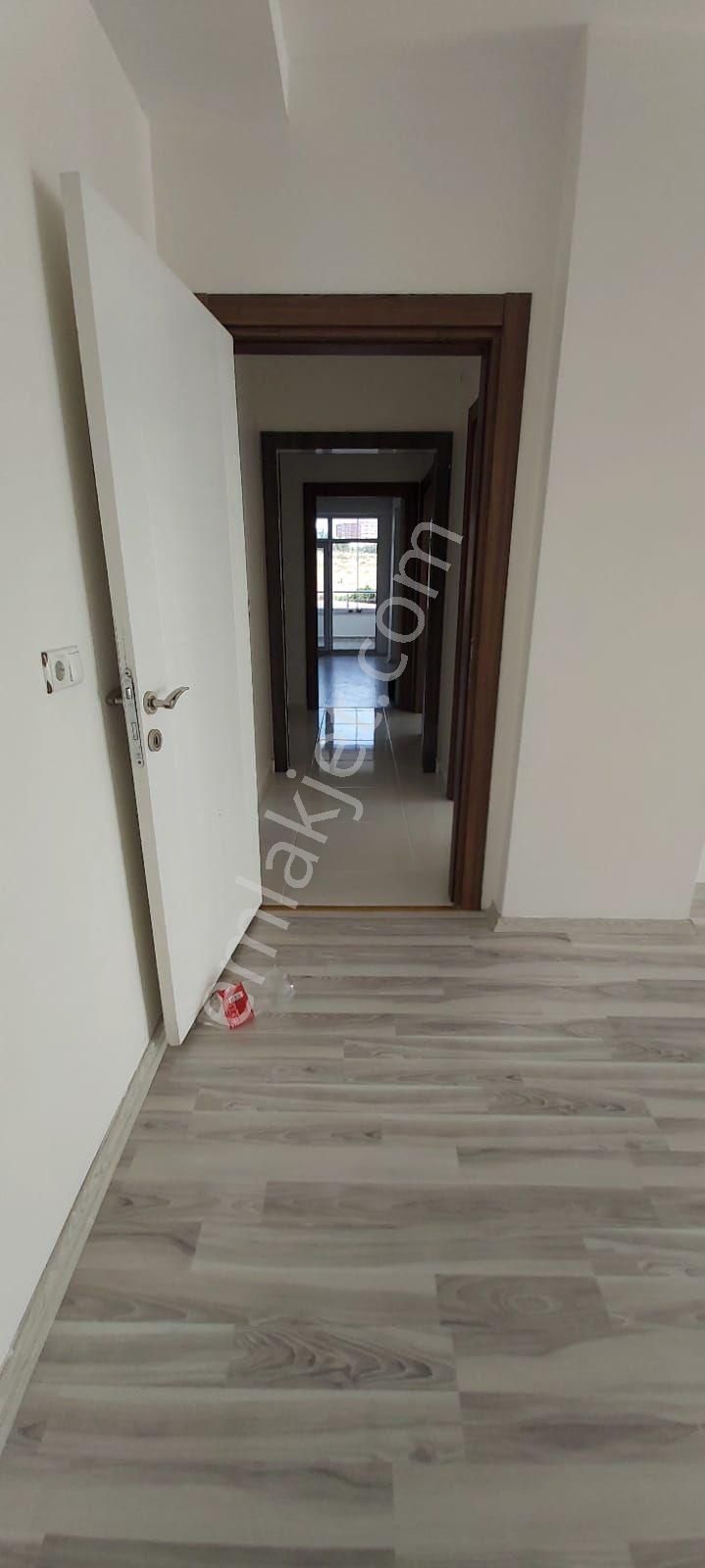 Ergani Roza 2 Sitesi Kiralık Daire - Görsel 11