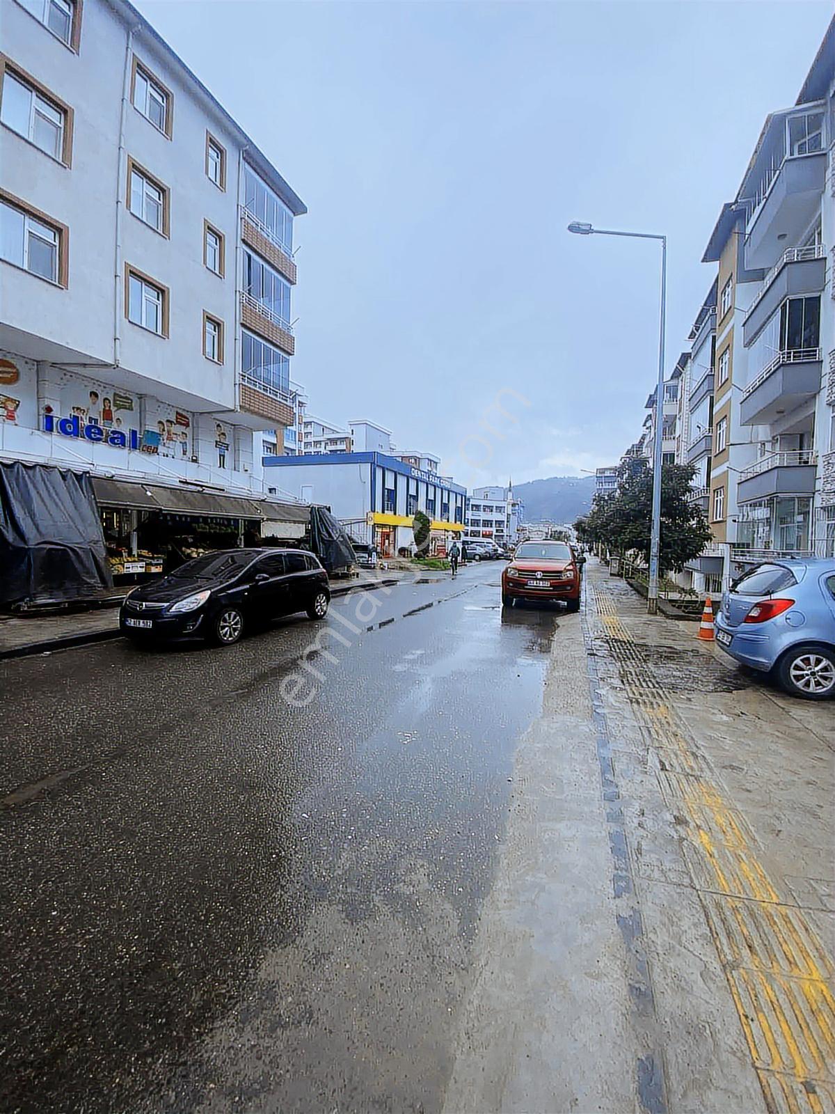 Tepe Gayrimenkulden Sirinevler Tesk Arkas Satilik 2+1 Cati Kati - Görsel 12