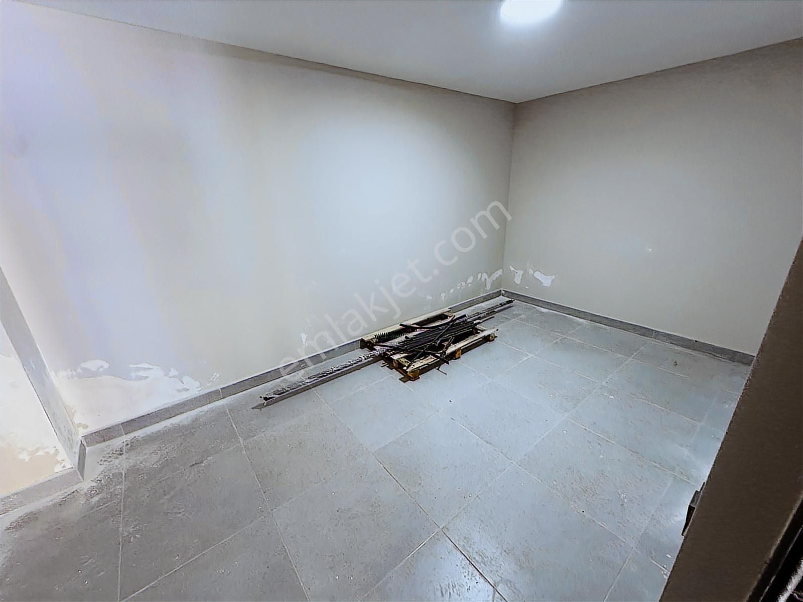 Serdivan Adatıp Arkasında Tripleks Lüks 5+1 Satılık Villa - Görsel 6