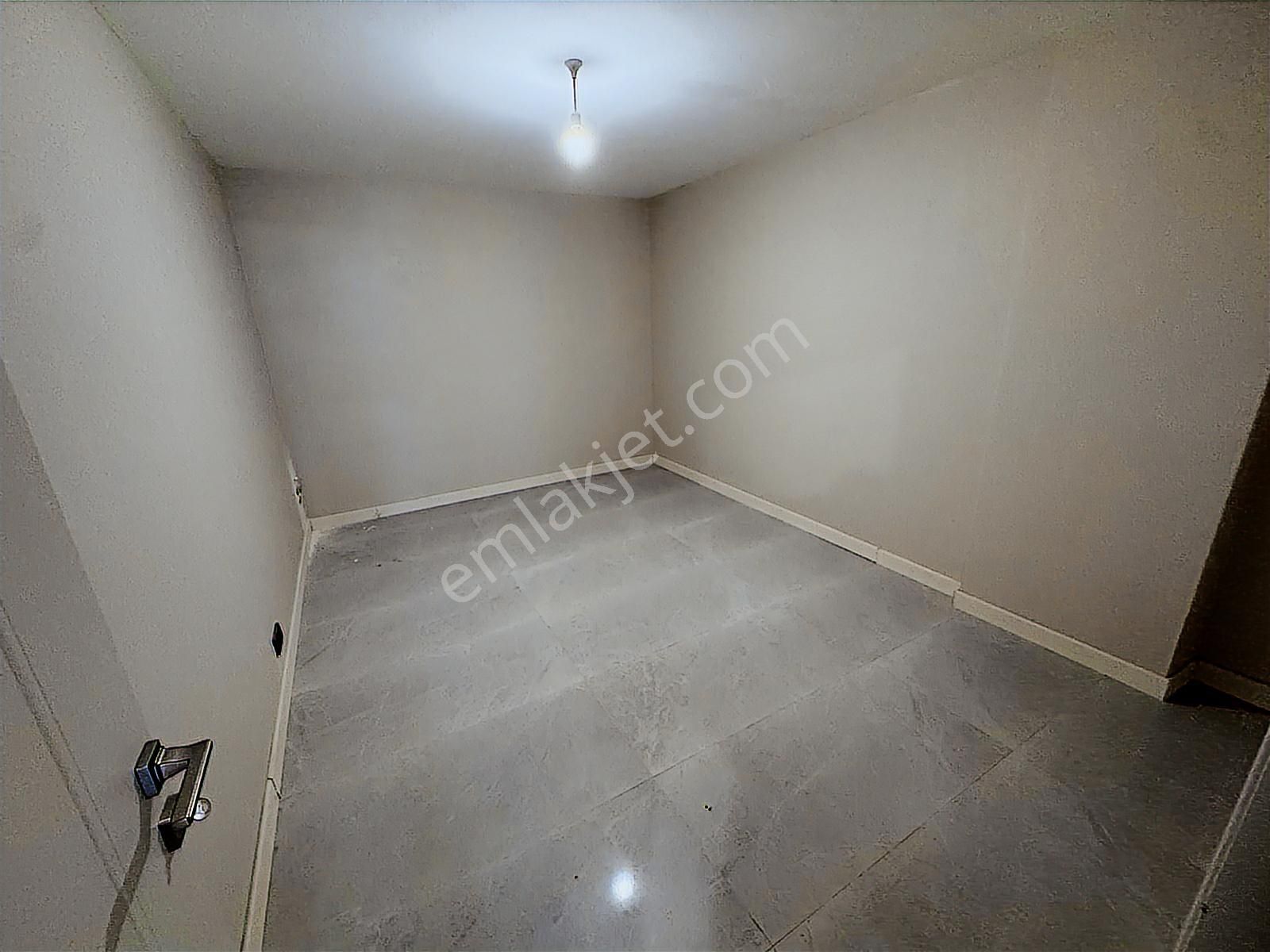 Serdivan Adatıp Arkasında Tripleks Lüks 5+1 Satılık Villa - Görsel 26