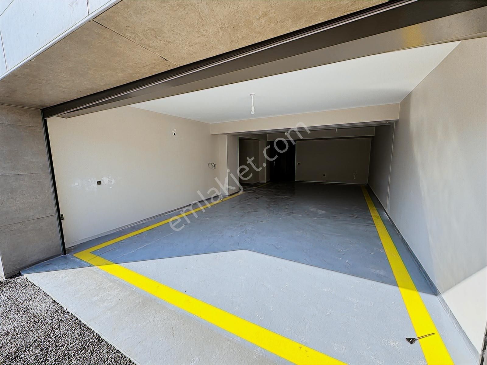 Serdivan Adatıp Arkasında Tripleks Lüks 5+1 Satılık Villa - Görsel 24