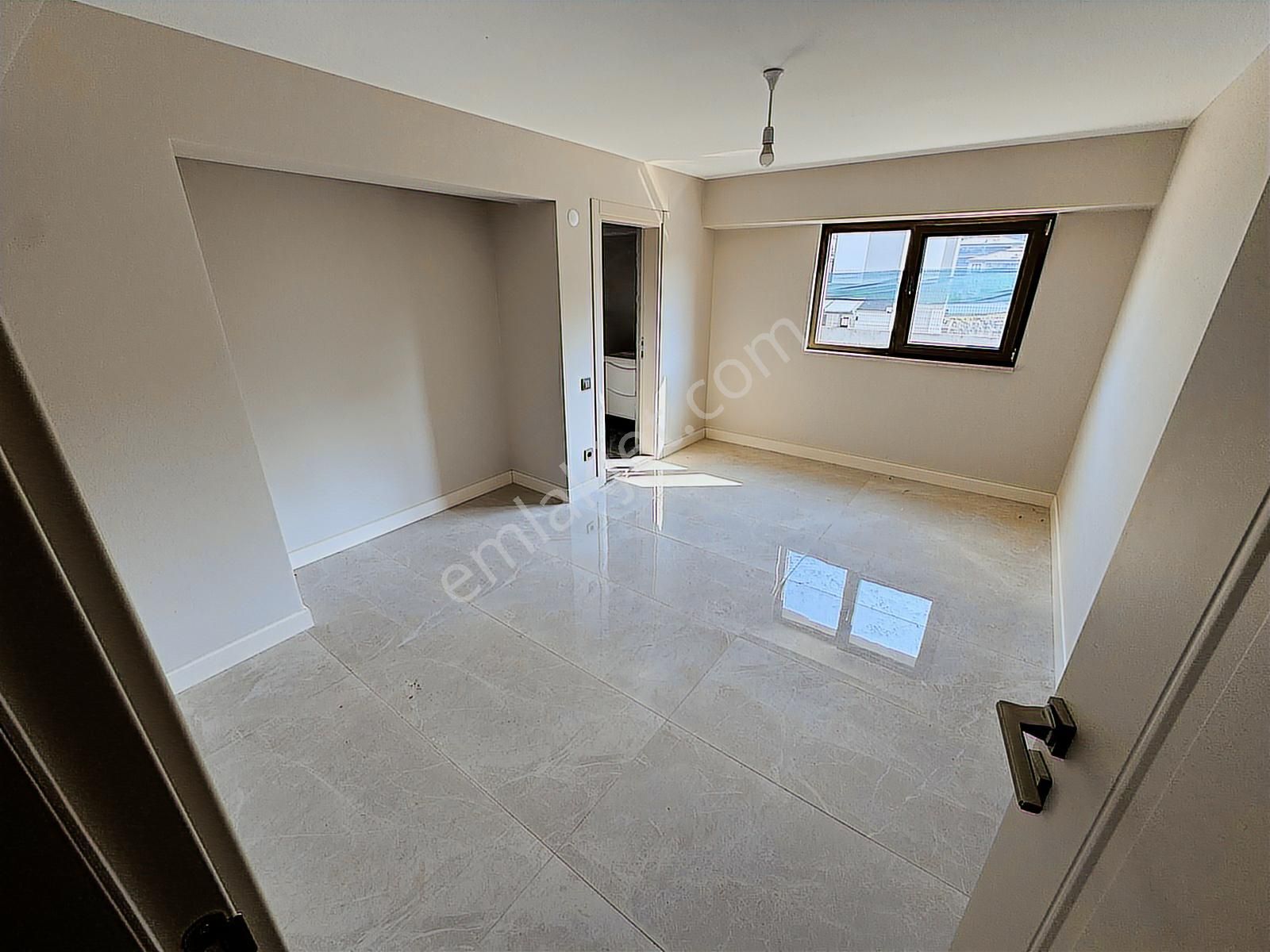 Serdivan Adatıp Arkasında Tripleks Lüks 5+1 Satılık Villa - Görsel 5