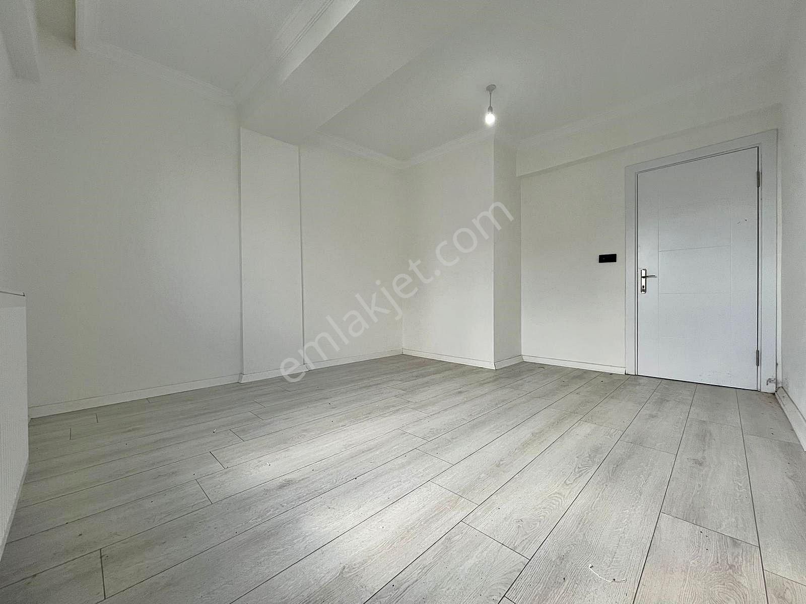 Az-er Yapıdan Bahçelievler'de Satılık Ön Cephe 2+1 Sıfır Daire! - Görsel 8