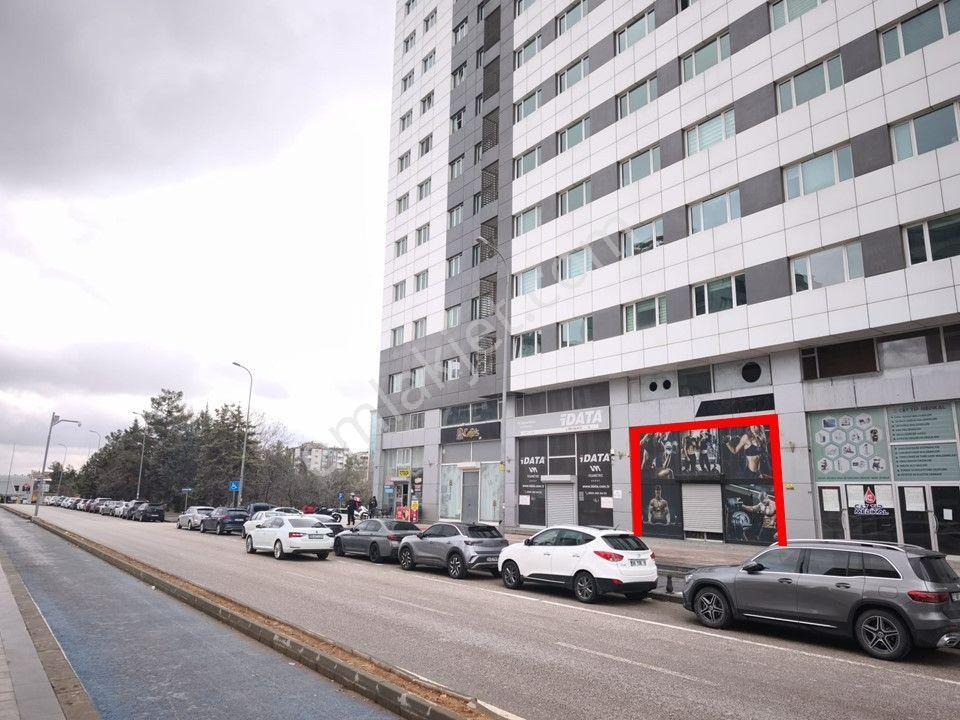 Repa Gayrimenkul Metin Özer'den Mücahitler Mah.de Kiralık Dükkan - Görsel 26