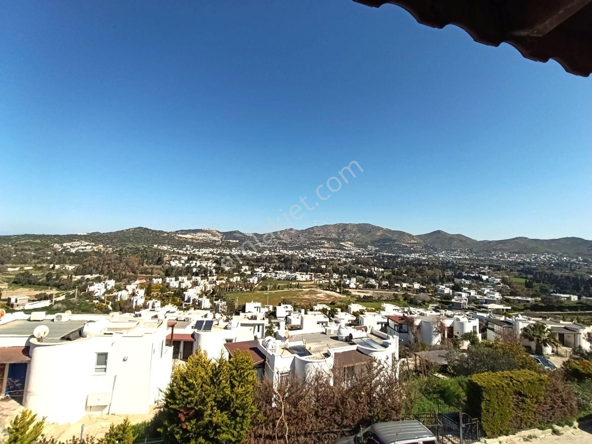 Bodrum'da Satılık Deniz Manzaralı, Bahçeli Ve Özel Plajlı 2+1 Villa - Görsel 4