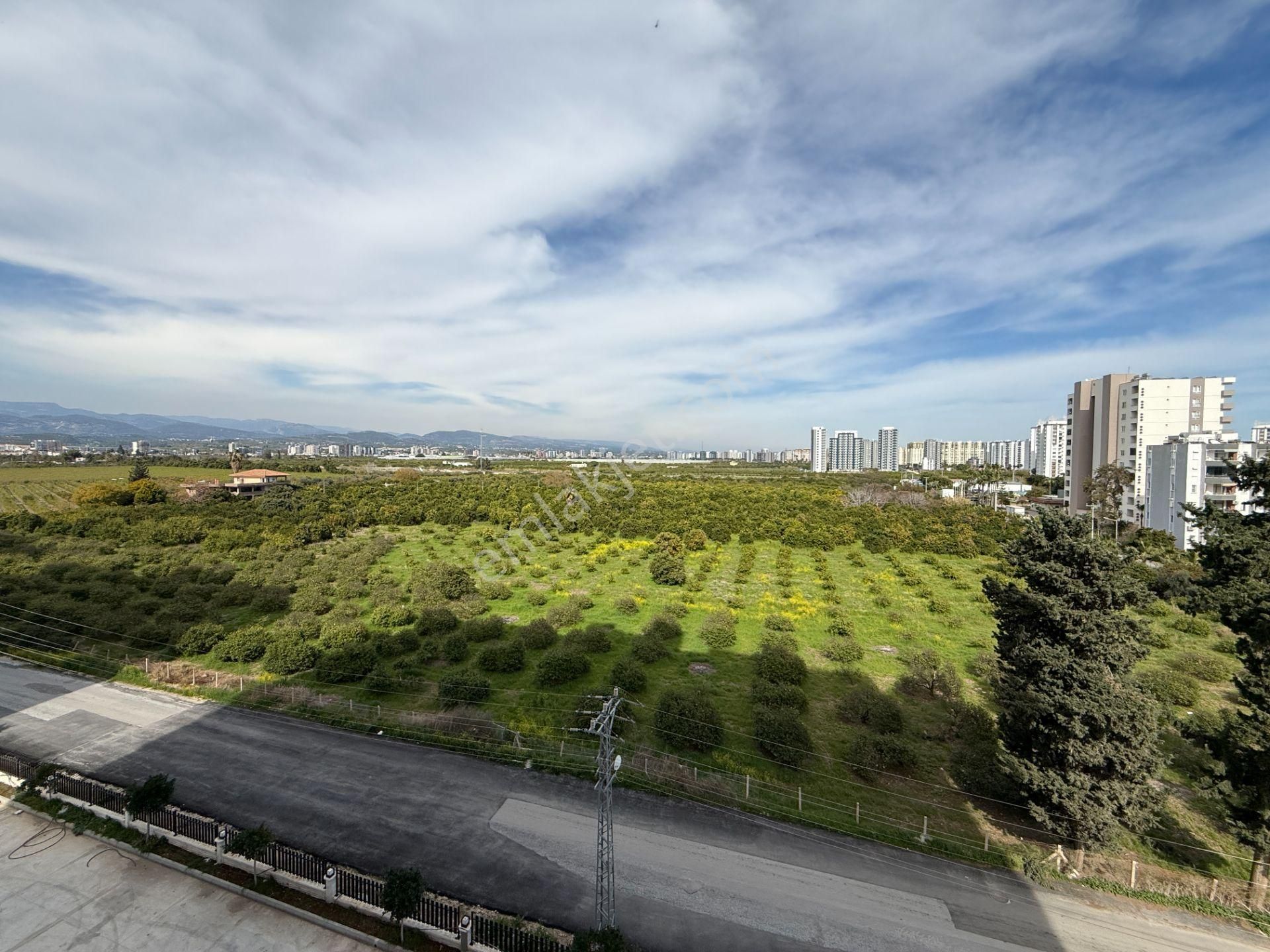Thor'dan Kiralık Kargıpınarı Liparis Kremlinde Eşyalı 1+1 Daire - Görsel 2