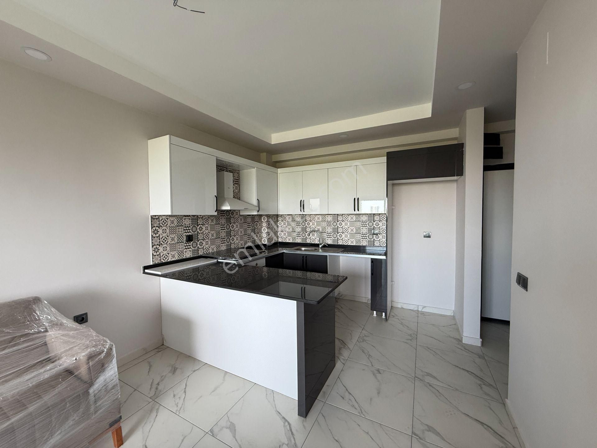 Thor'dan Kiralık Kargıpınarı Liparis Kremlinde Eşyalı 1+1 Daire - Görsel 9