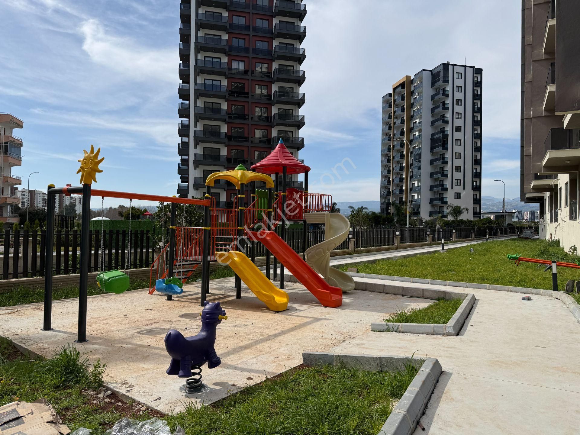 Thor'dan Kiralık Kargıpınarı Liparis Kremlinde Eşyalı 1+1 Daire - Görsel 18