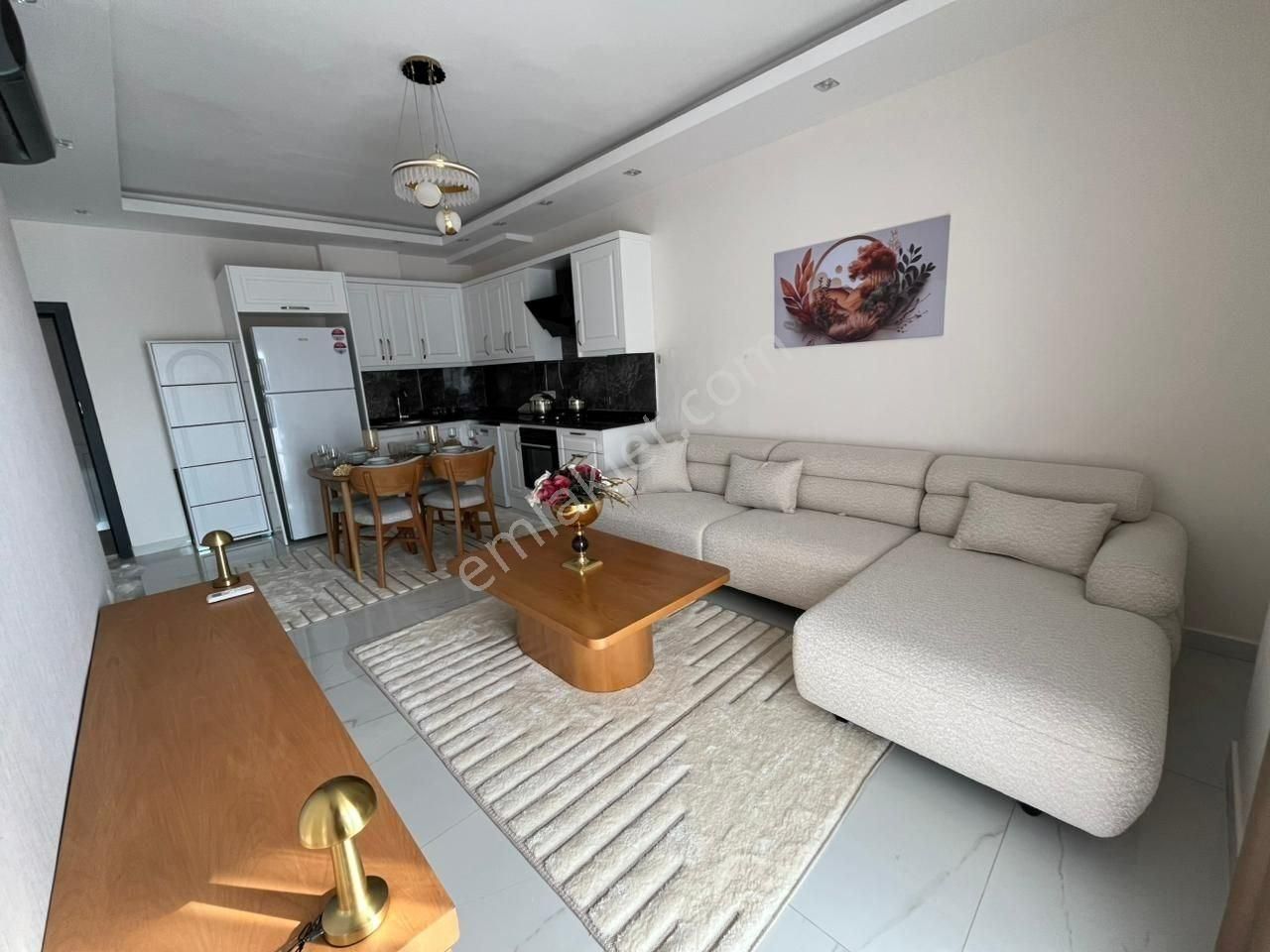 Alanya Obada Lüks Eşyalı Merkezi Konum 1+1 Satılık Daire - Görsel 2