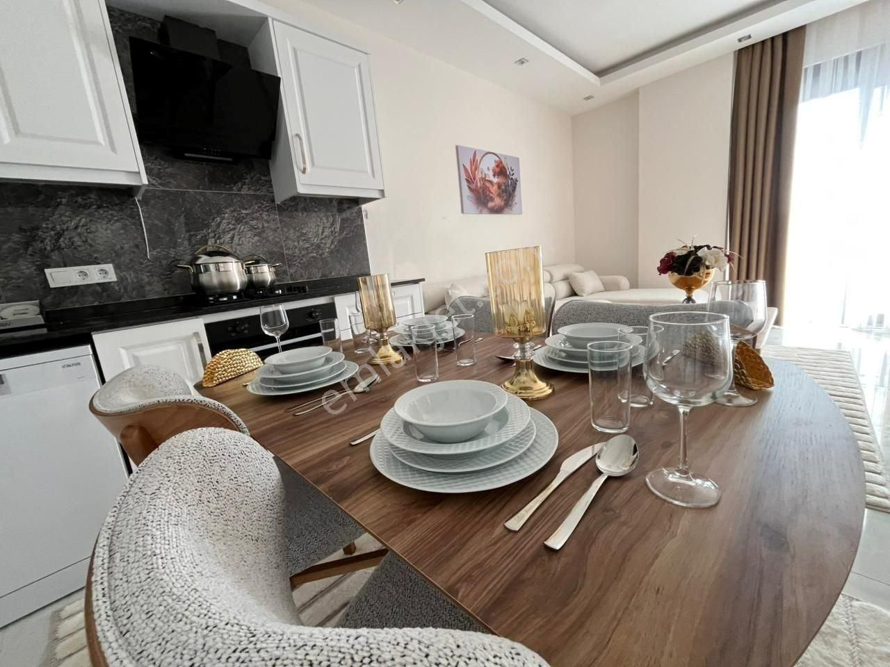 Alanya Obada Lüks Eşyalı Merkezi Konum 1+1 Satılık Daire - Görsel 5