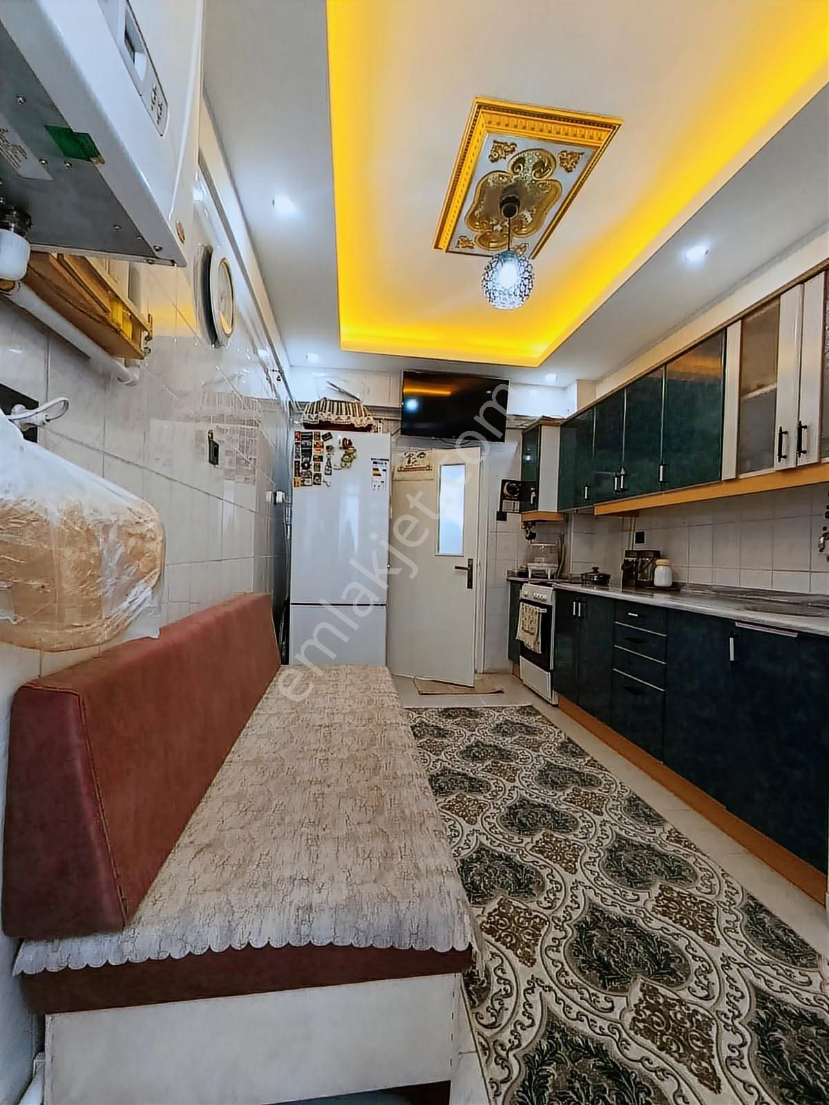 Mithatpaşa Mahallesi İçi Fuul+fuul Yapılı Kombili 3+1 - Görsel 6