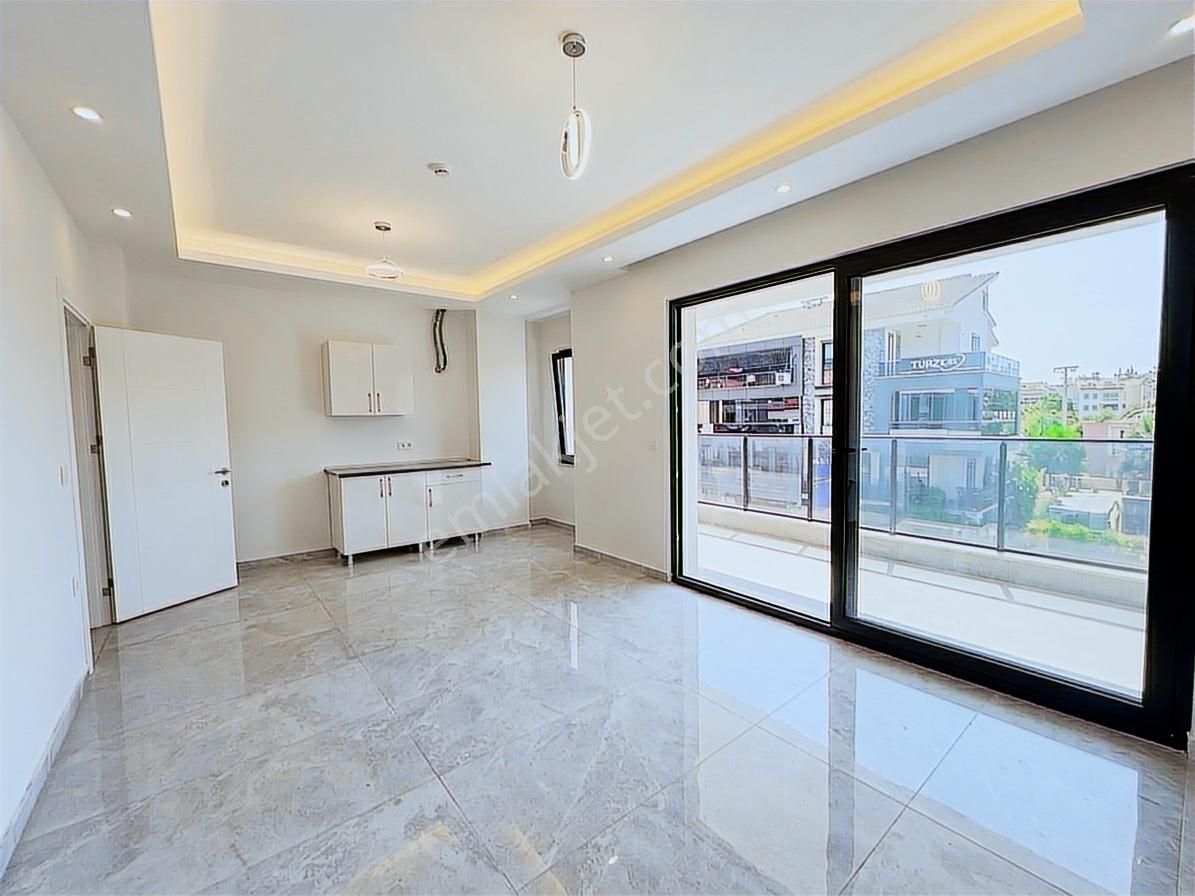 Marmaris Datça Yolu Üzerin'de Kiralık Ofis / İş Yeri - Görsel 5