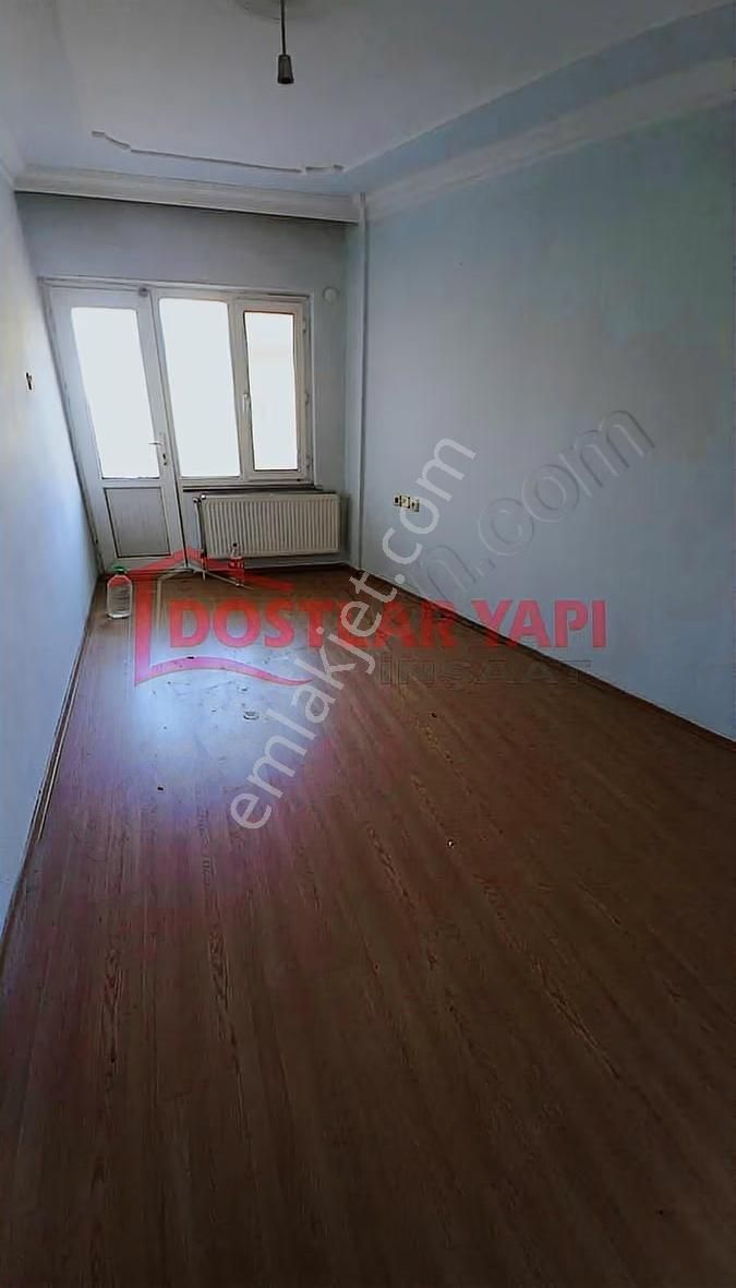 Akhisar Merkezde Satılık 3+1 Arakat Daire