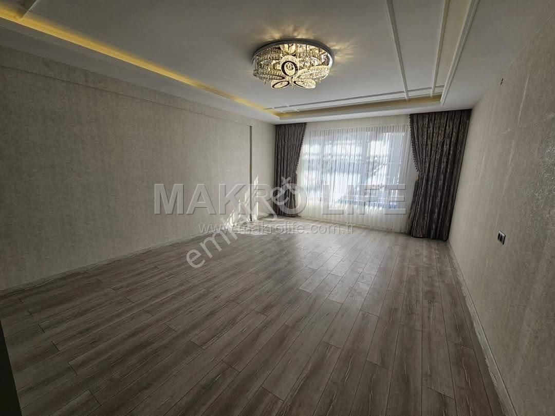Winstown Avm Arkasında Kızartma Odalı 3.5+1 Satılık Daire - Görsel 2