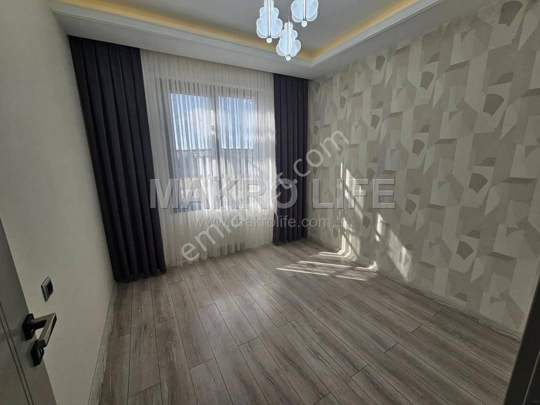 Winstown Avm Arkasında Kızartma Odalı 3.5+1 Satılık Daire - Görsel 3