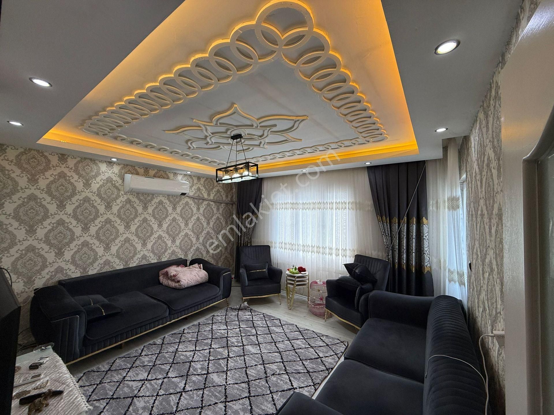 60 Yıl Mahallesi 2+1 Kattan Bölme Daire - Görsel 3