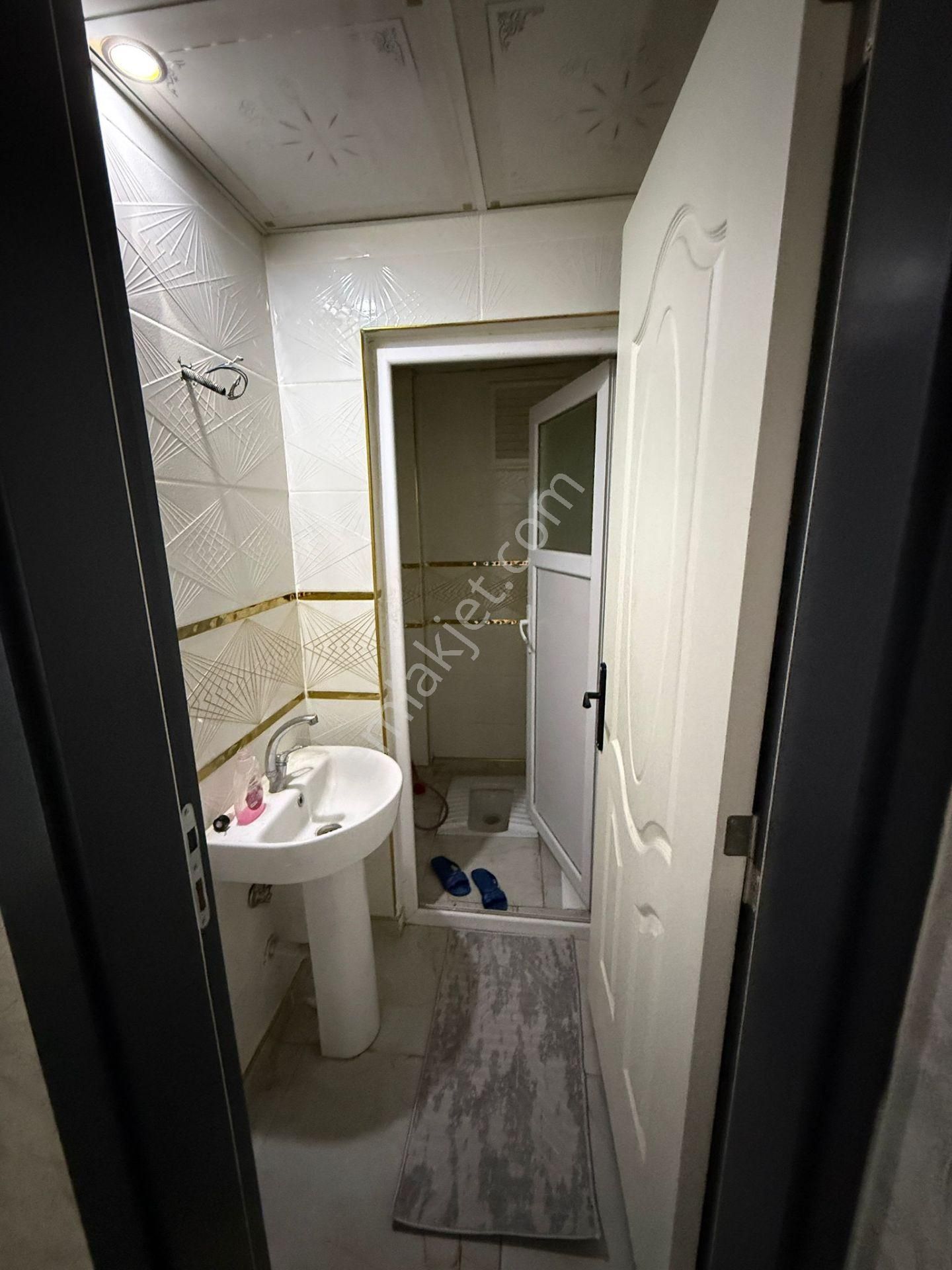 60 Yıl Mahallesi 2+1 Kattan Bölme Daire - Görsel 7