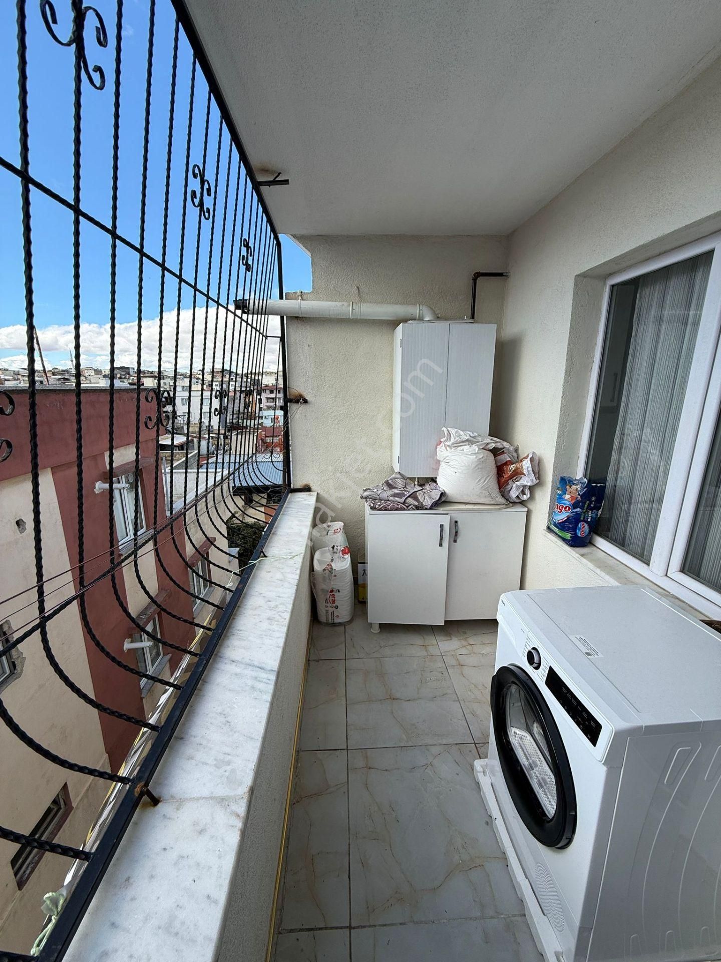 60 Yıl Mahallesi 2+1 Kattan Bölme Daire - Görsel 12