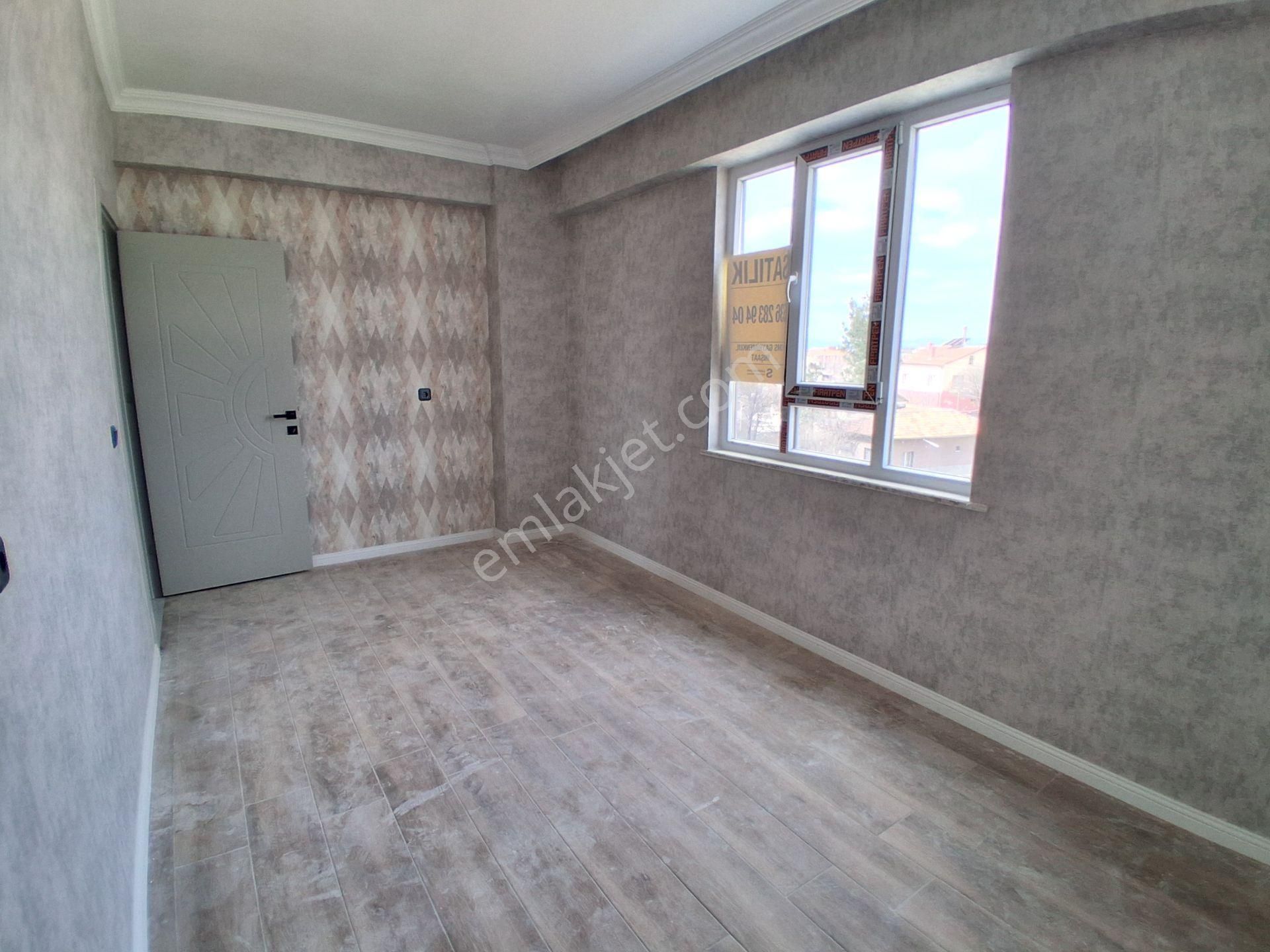 İstiklal Mahallesin De Acil Satılık 3+1 Ara Kat Daire - Görsel 21