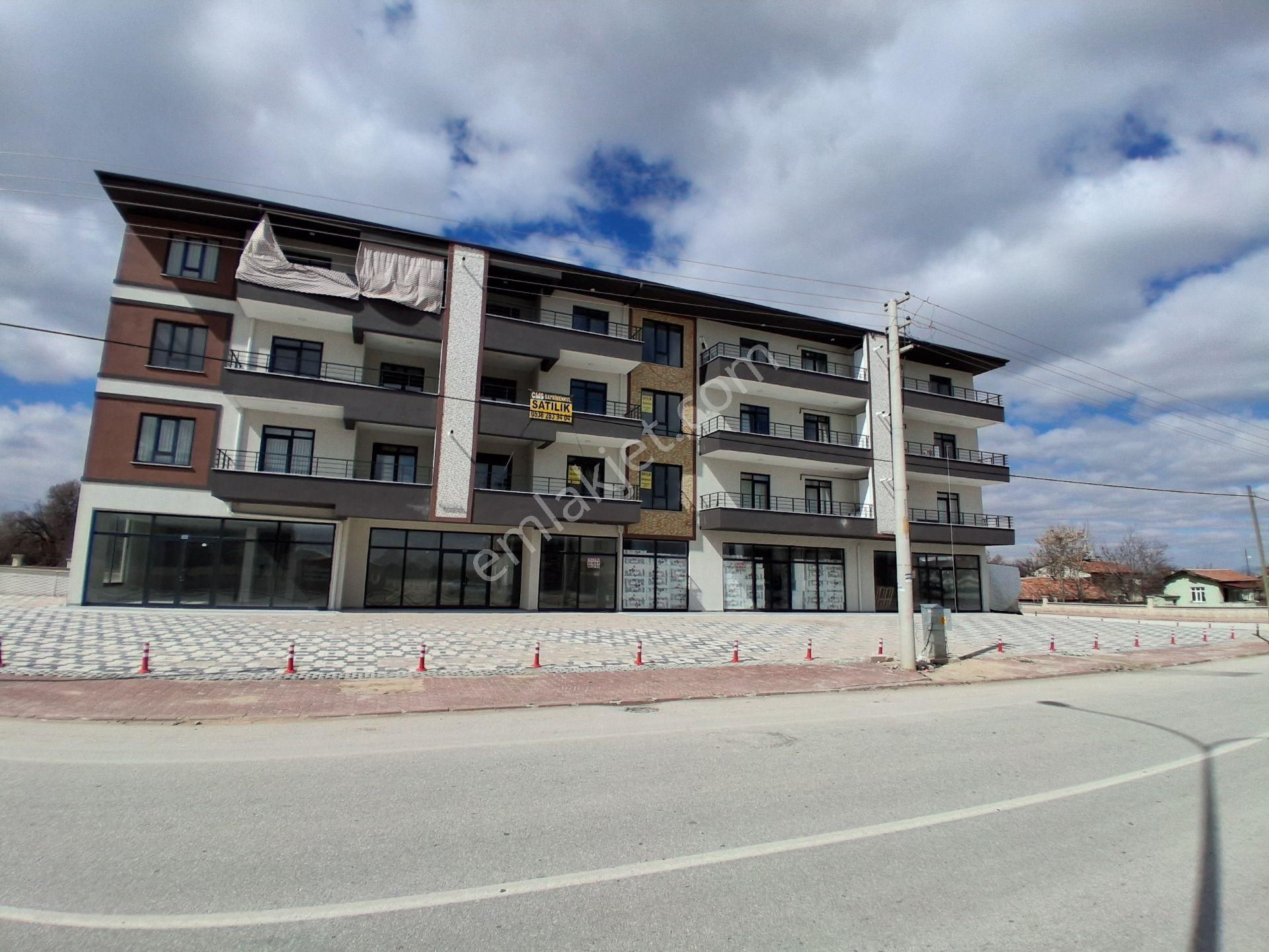 İstiklal Mahallesin De Acil Satılık 3+1 Ara Kat Daire