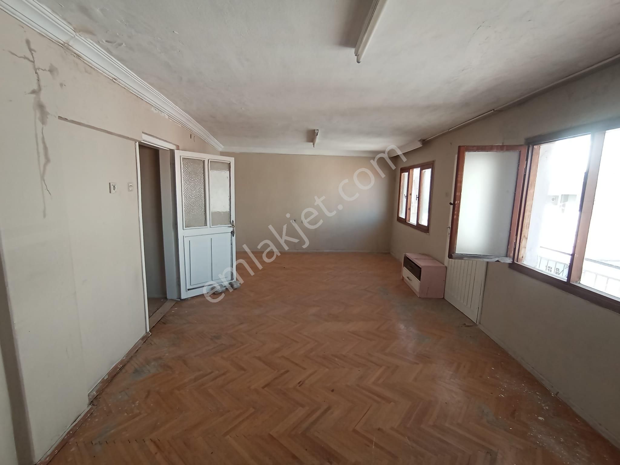 Karabağlar Eserkent Merkeze Yakın Uğur Mumcu 120 M2 2+1 Kiralık Ev - Görsel 4