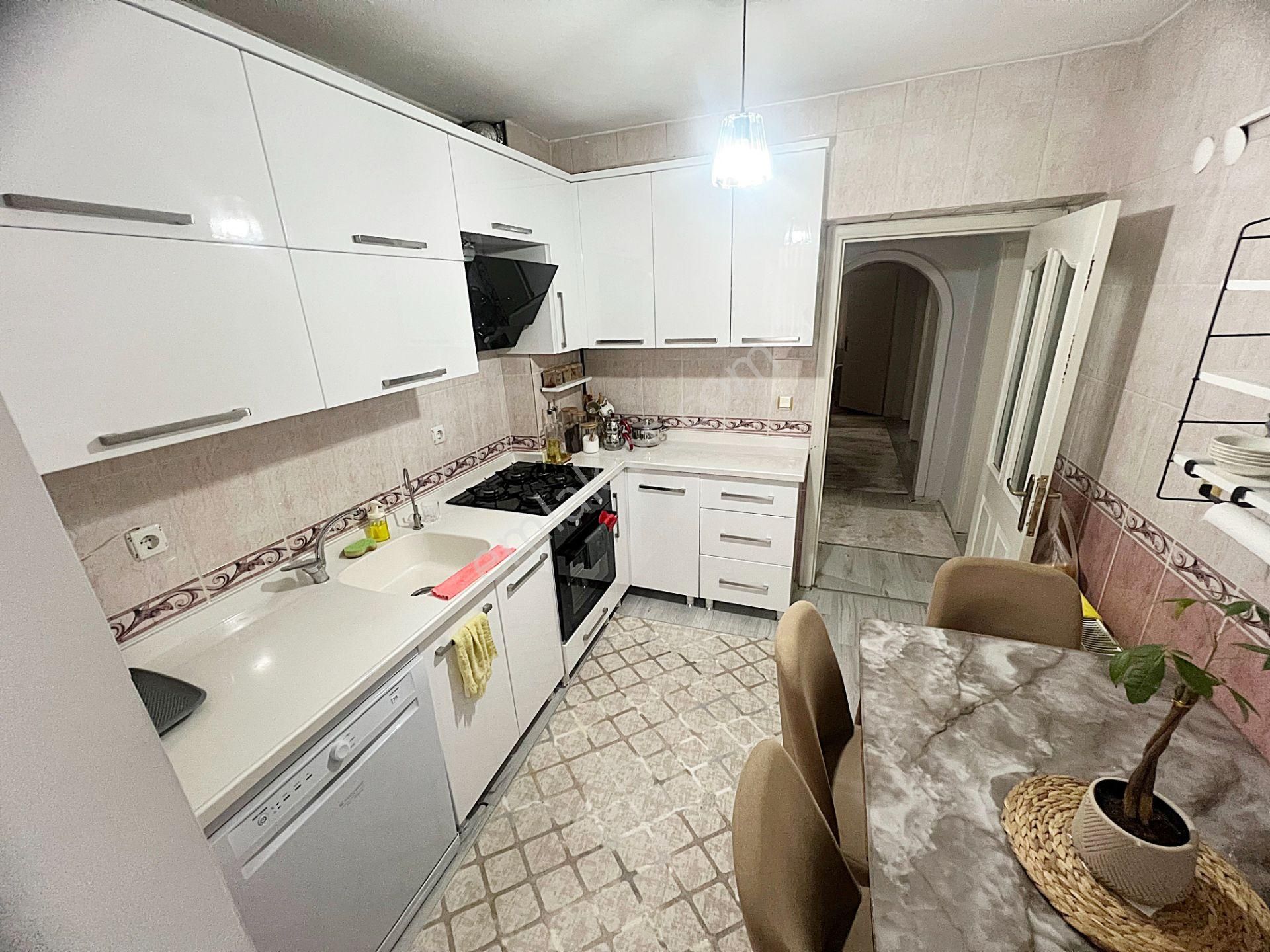 Çiğdemtepe Aydan Cad Çarş. Pazarı Karşısı Merk Lokasyon Kök Tapu