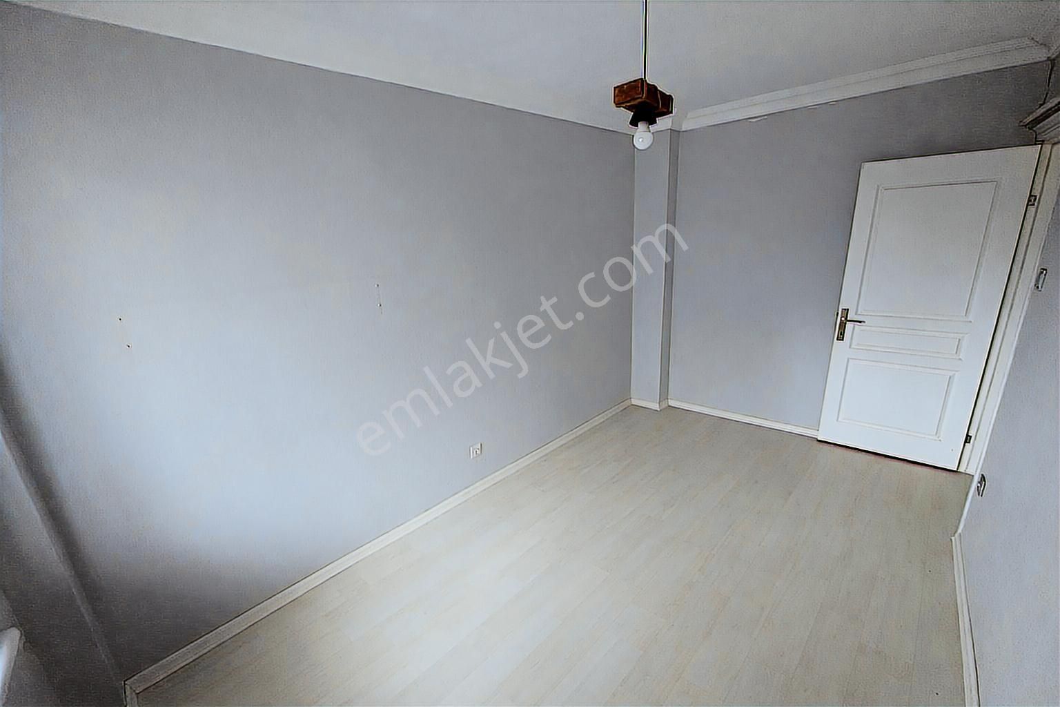 Üsküdar Zeynep Kamil' De Merkezi Lokasyonda 2+1 Kiralık Daire - Görsel 7