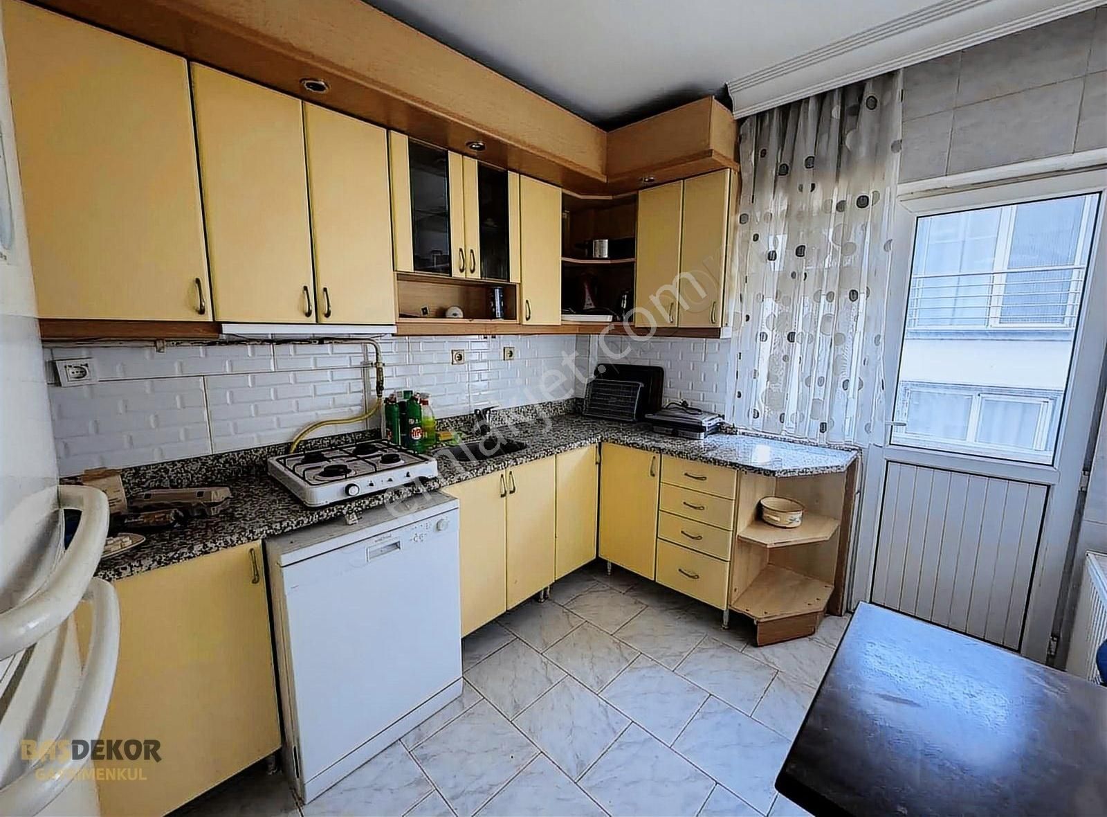Başdekor Gayrimenkul'den Kiralık 3+1 Eşyalı Daire Mavi Durakta - Görsel 10