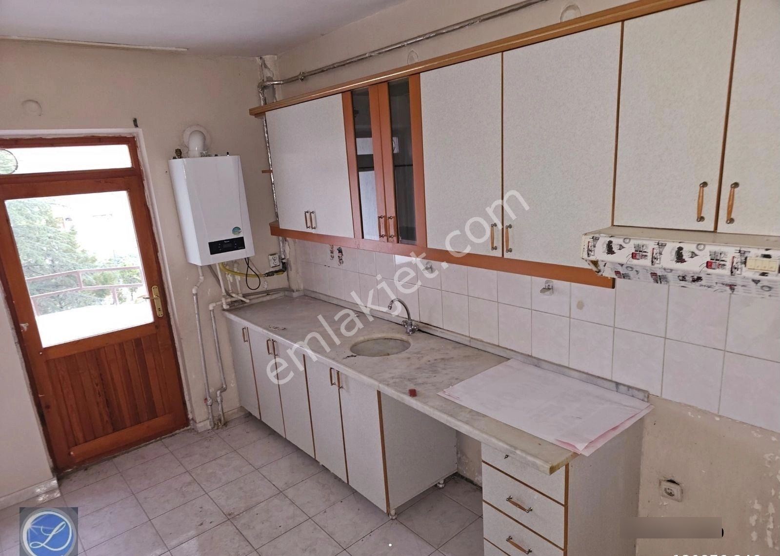 Lider Emlaktan Törekentde Site İçinde 3+1 - Görsel 15