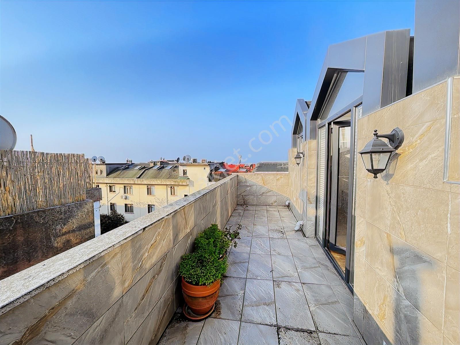 Salacak'ta Ferah, Deniz Manzaralı 3+1 Dubleks Daire - Görsel 10