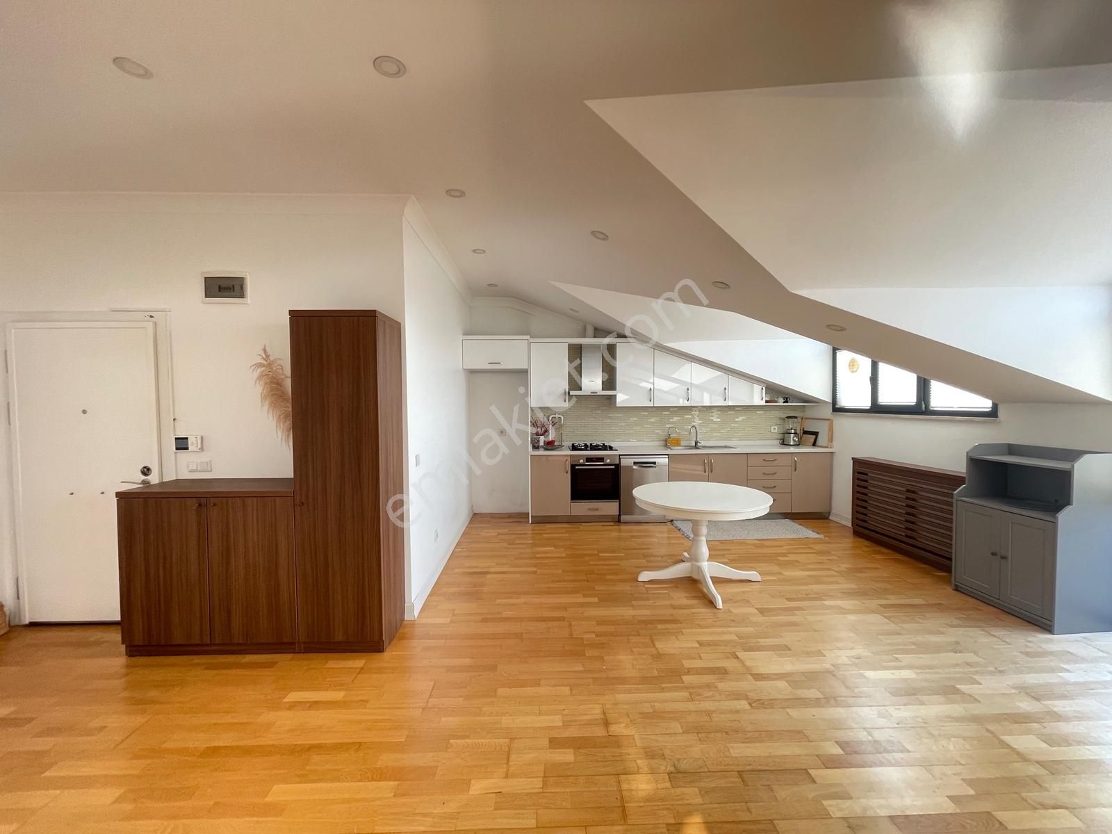 Salacak'ta Ferah, Deniz Manzaralı 3+1 Dubleks Daire - Görsel 13