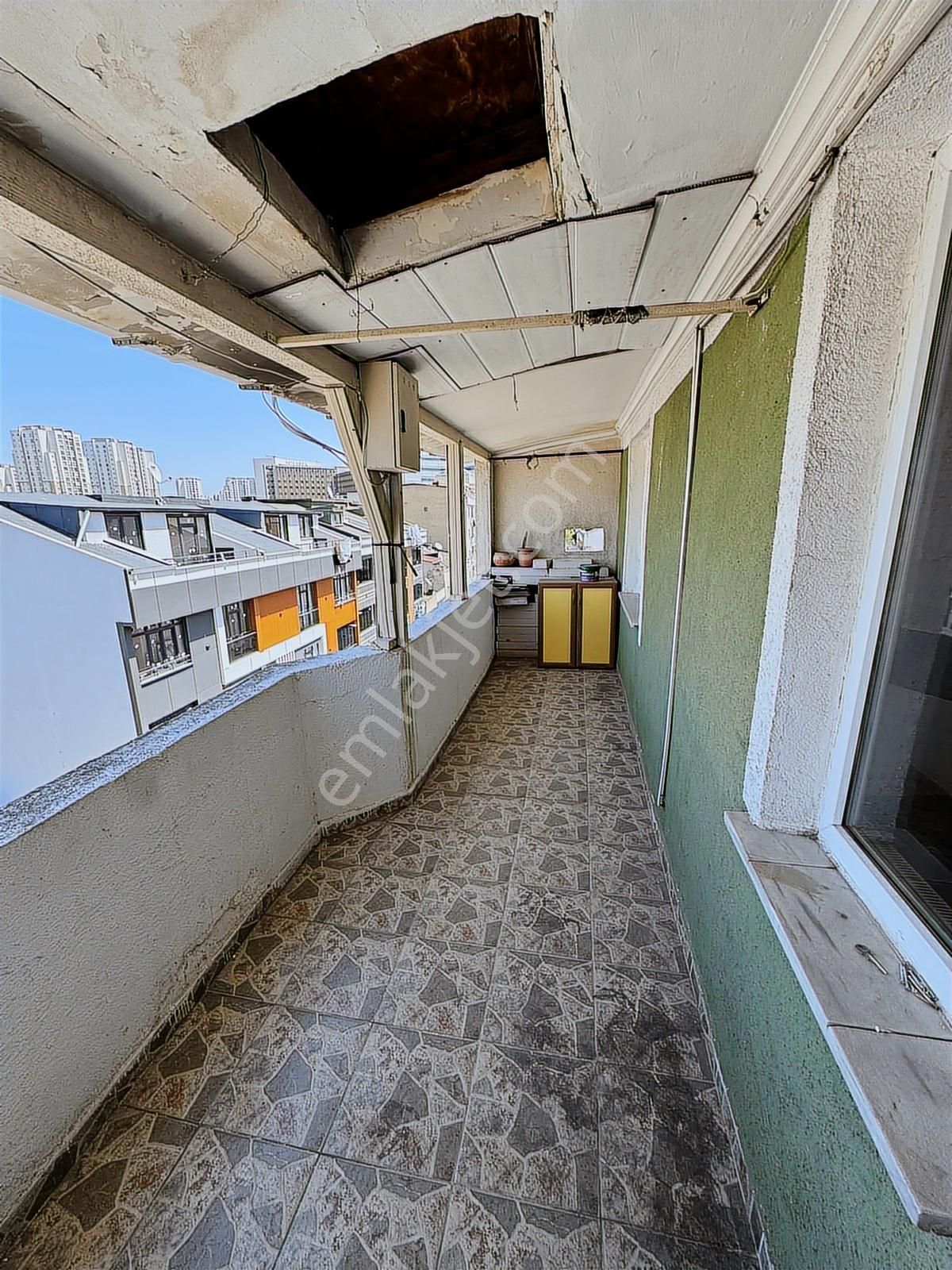 Bezirganbahçe'de 6.kat 2+1 Kiralık 90 M2 Önü Açık Daire - Görsel 9