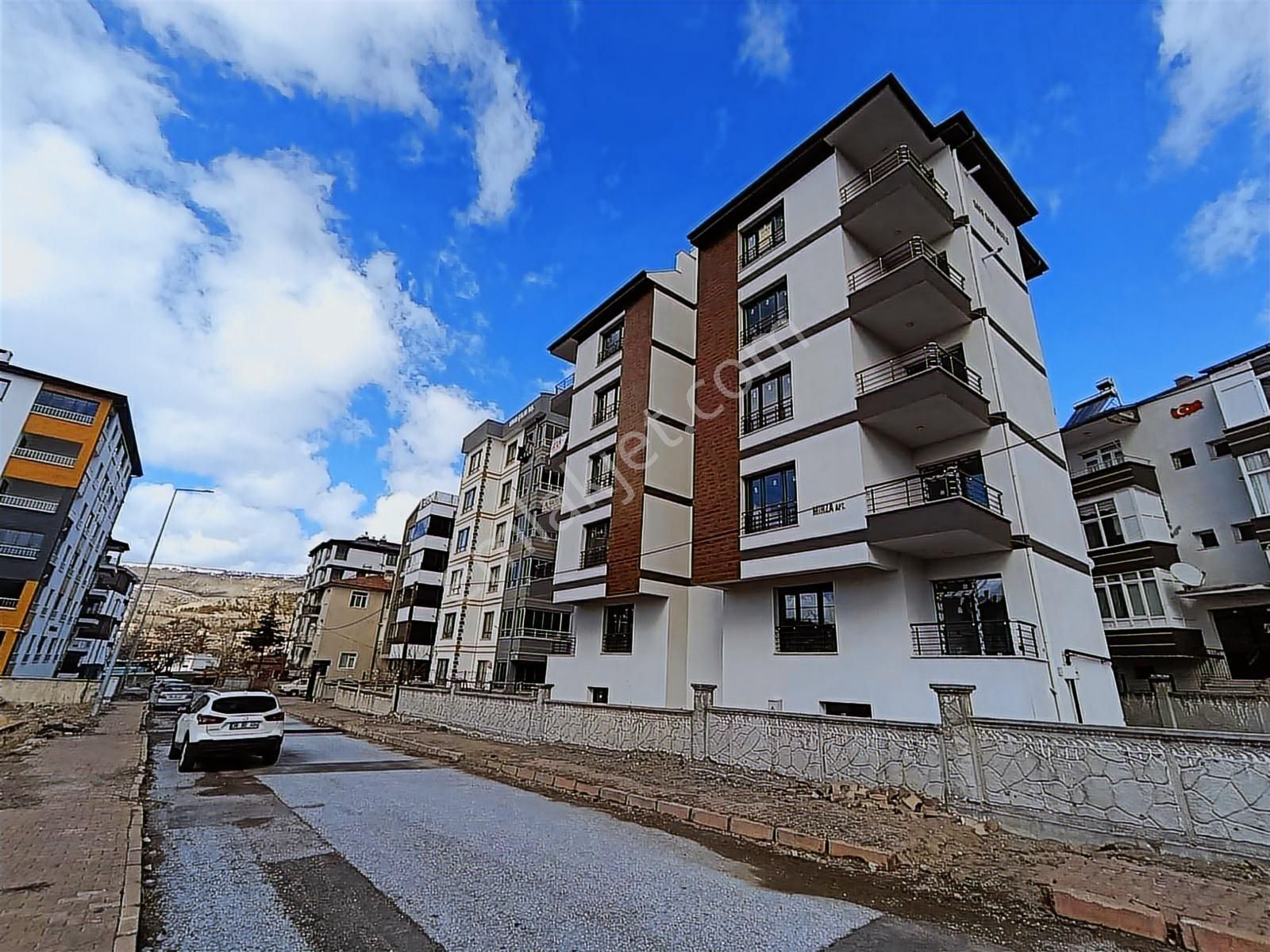 Alan Kazanır!! Erkilet General Emirde Bağımsız Mutfak Lı 3+0