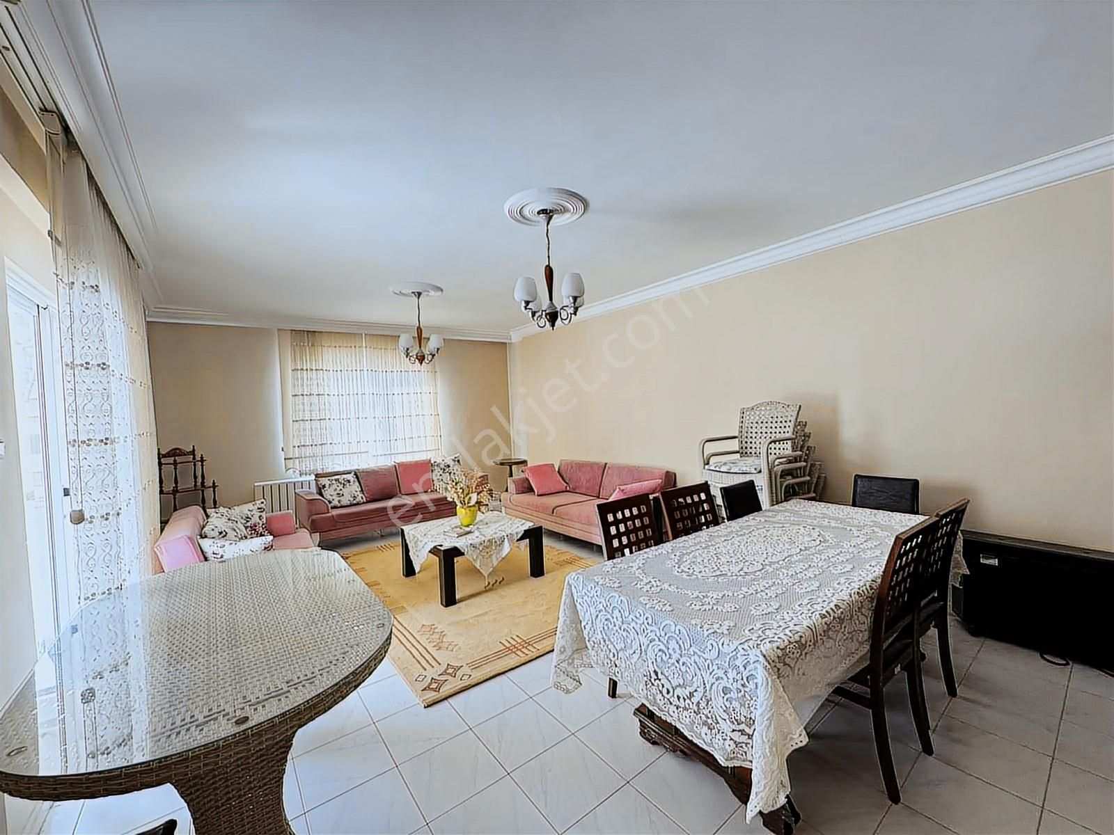 Metin Gayrimenkul'den Yenişehir Limonluk Mahallesinde Satılık3+1