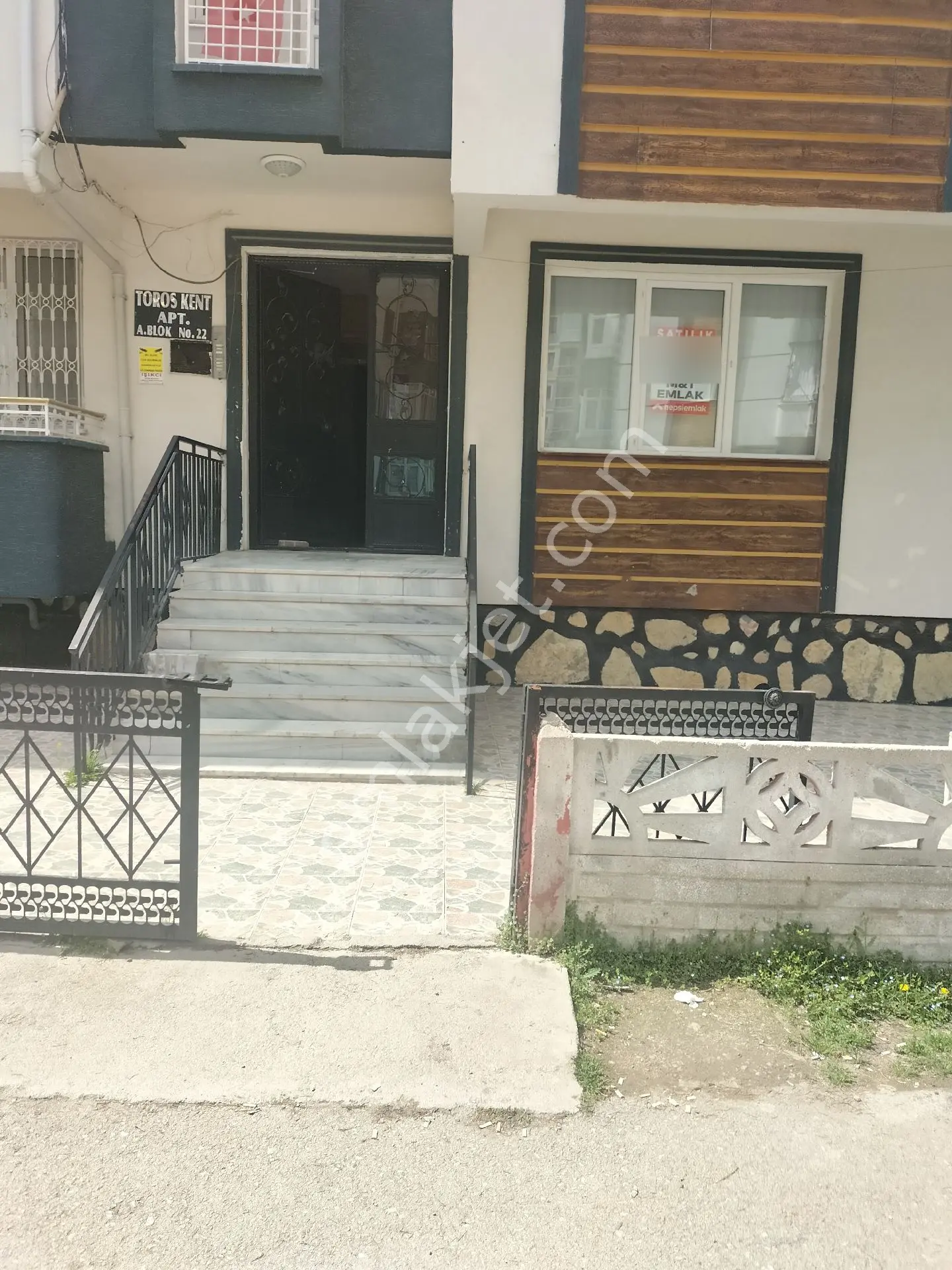 Konya Ereğli Hıdırlı Mahallesinde Satılık 4+1 Daire