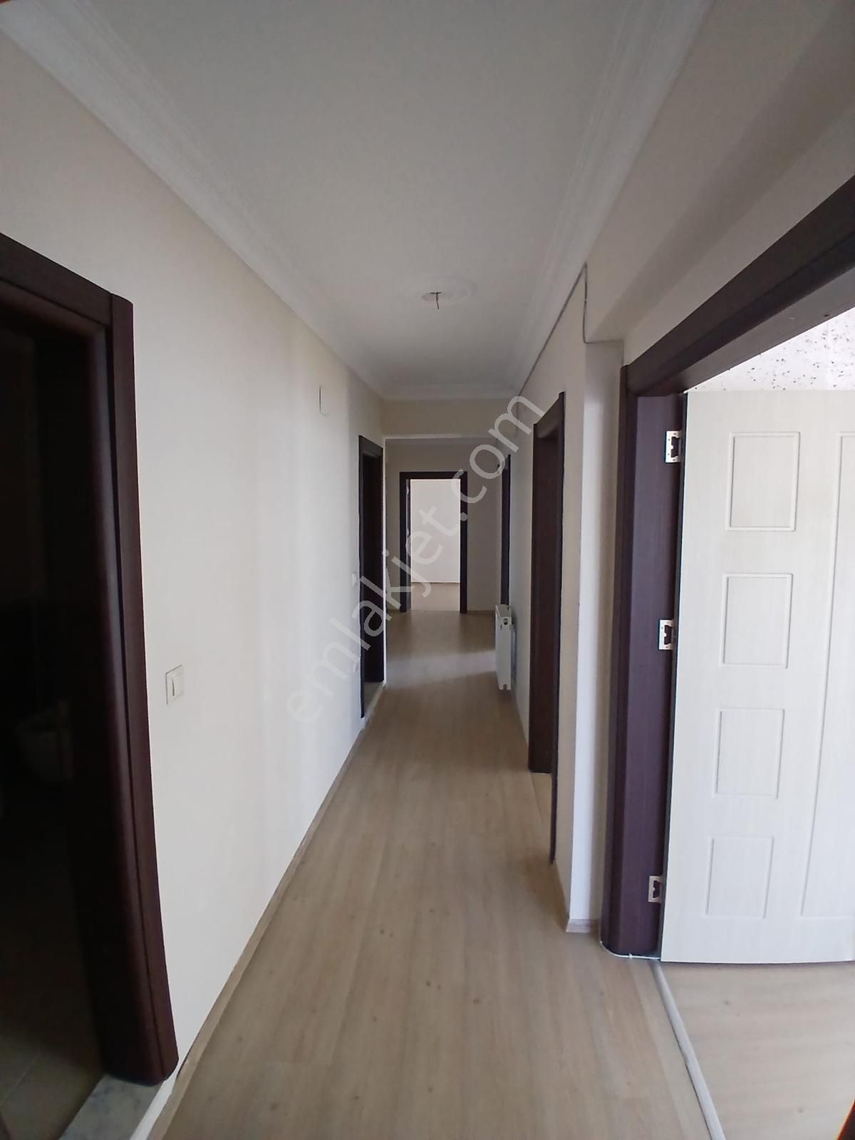 Millet Mahallesi Yeşilkent Sitesi'nde Satılık 3+1 Arakat Daire - Görsel 11