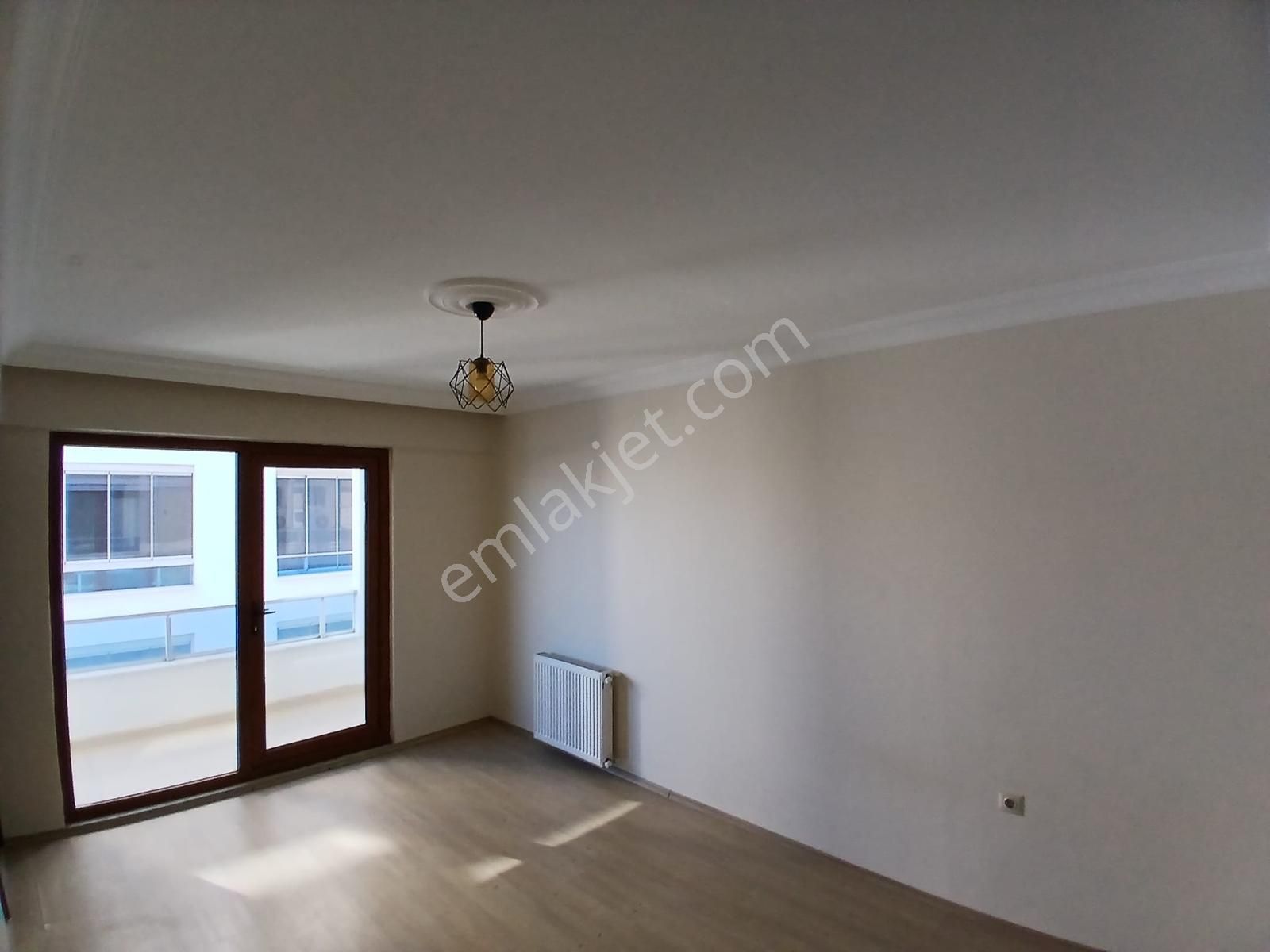 Millet Mahallesi Yeşilkent Sitesi'nde Satılık 3+1 Arakat Daire - Görsel 14