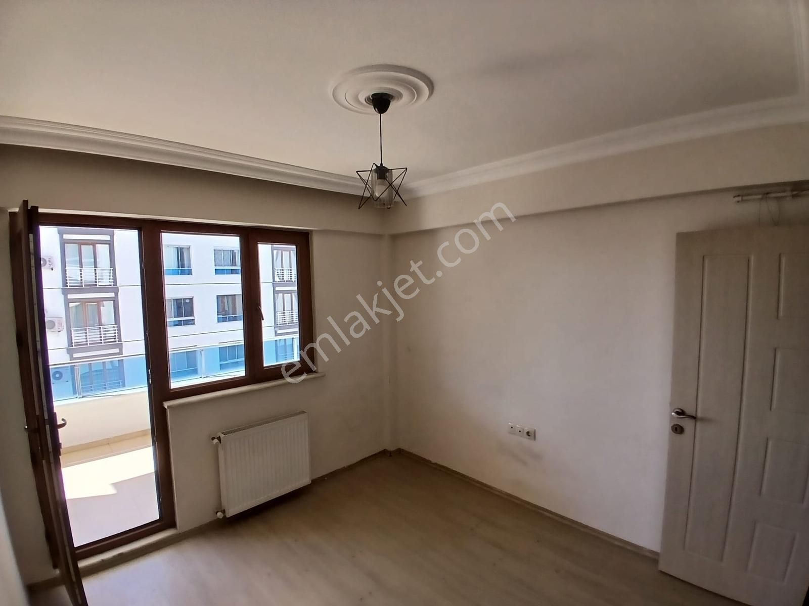 Millet Mahallesi Yeşilkent Sitesi'nde Satılık 3+1 Arakat Daire - Görsel 17