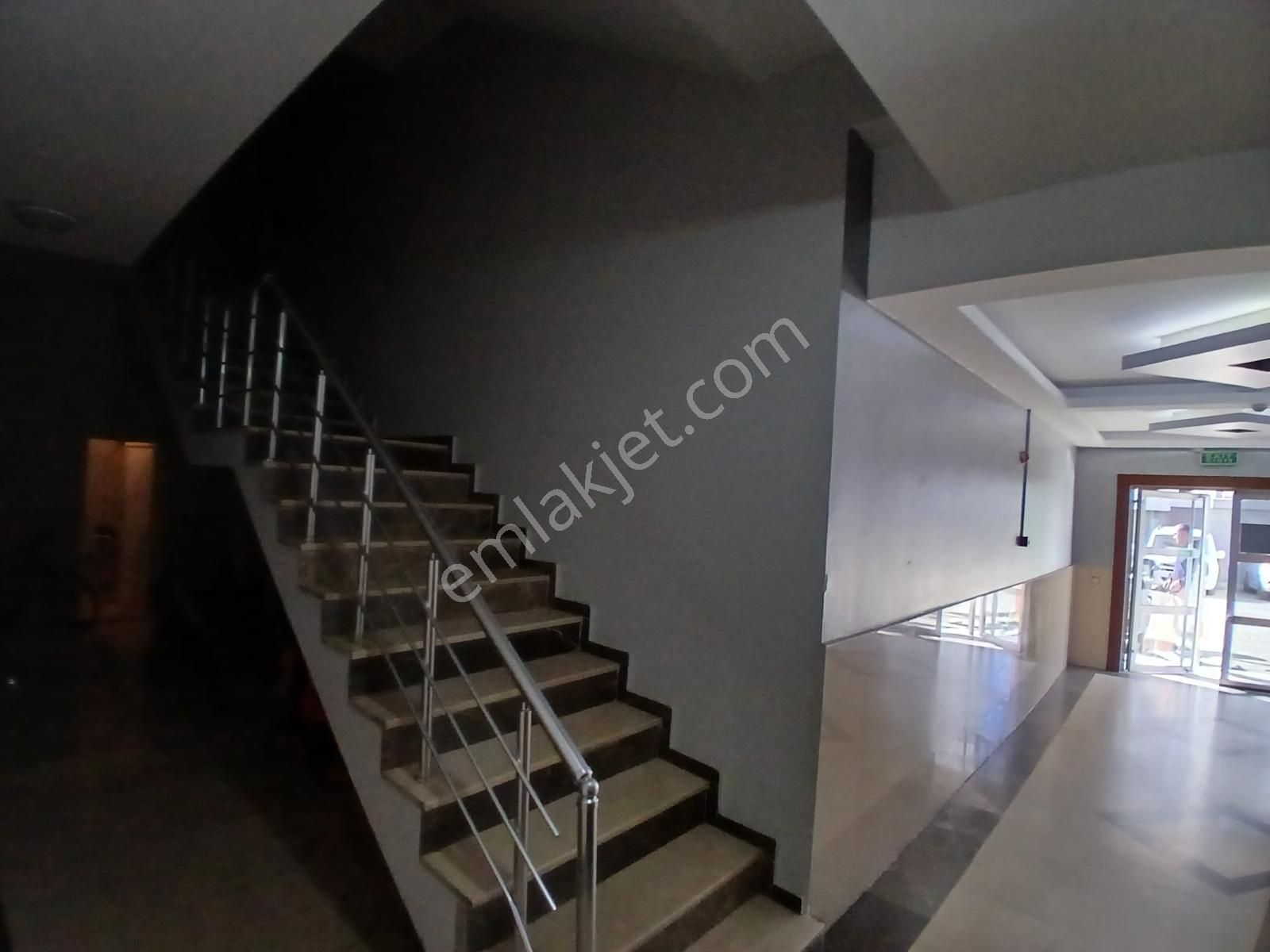Millet Mahallesi Yeşilkent Sitesi'nde Satılık 3+1 Arakat Daire - Görsel 3