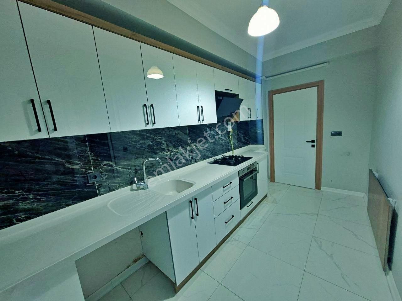 Uytundan Edremit Kadıköyde Ebeveyn Banyolu Cambalkonlu 2+1 Daire - Görsel 16