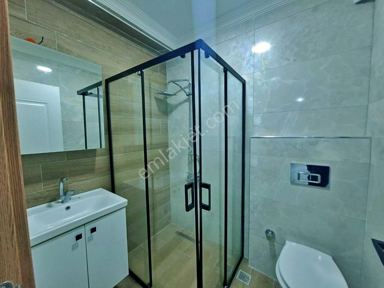 Uytundan Edremit Kadıköyde Ebeveyn Banyolu Cambalkonlu 2+1 Daire - Görsel 33