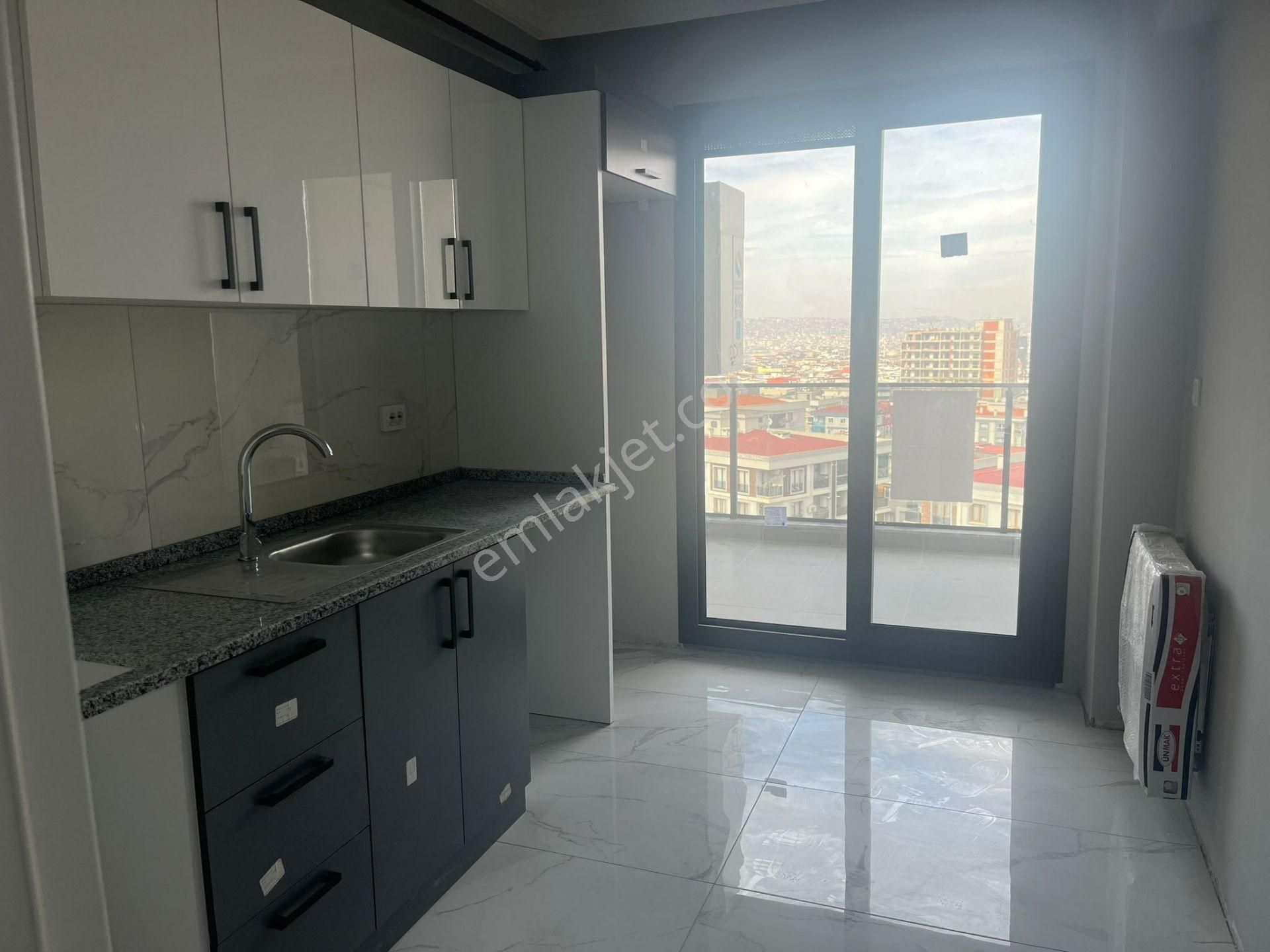 İzmir Gaziemir Sınırında Ebeveyn Banyolu 2+1 Kiralık Daire - Görsel 2