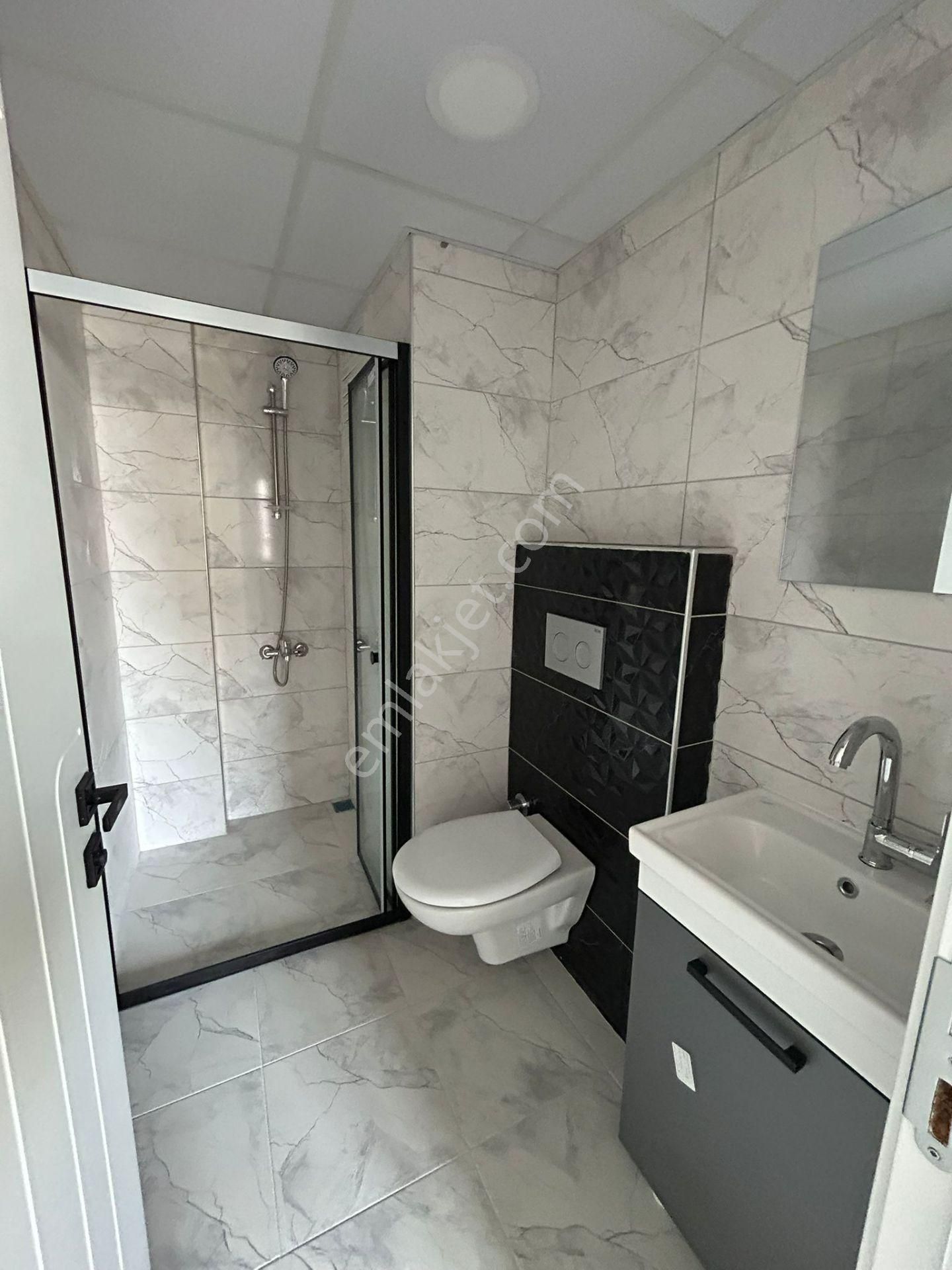 İzmir Gaziemir Sınırında Ebeveyn Banyolu 2+1 Kiralık Daire - Görsel 20