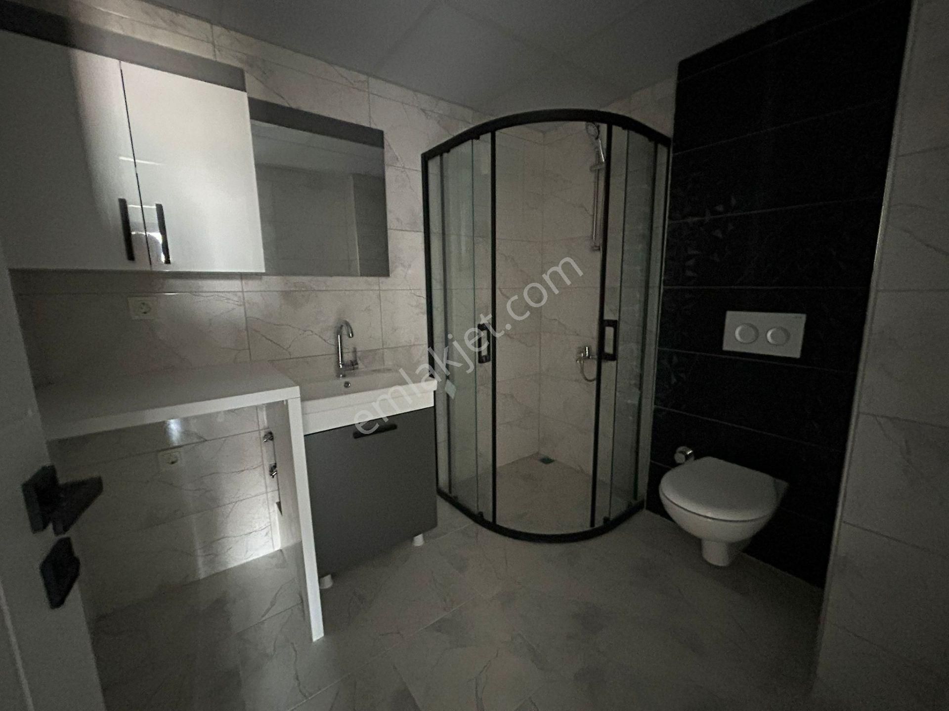 İzmir Gaziemir Sınırında Ebeveyn Banyolu 2+1 Kiralık Daire - Görsel 15